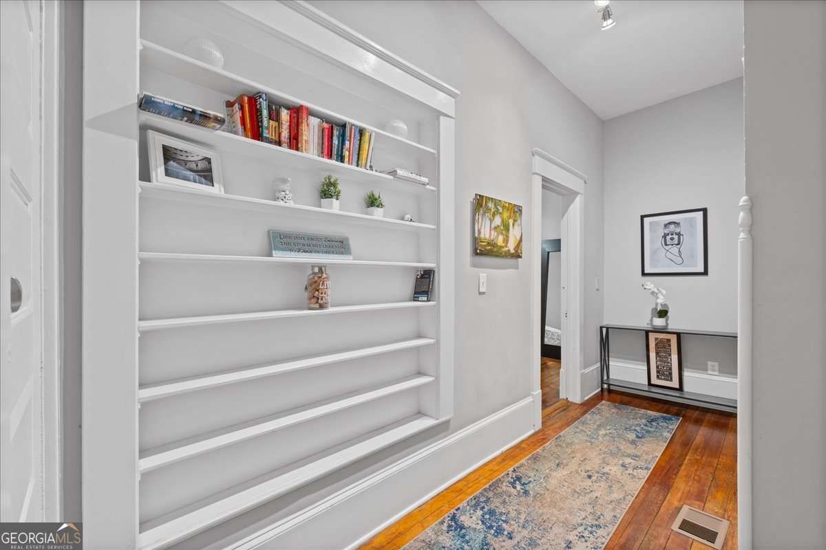 Atlanta, Georgia, 30308, United States, 5 Bedrooms Bedrooms, ,5 BathroomsBathrooms,Residential,For Sale,1988195