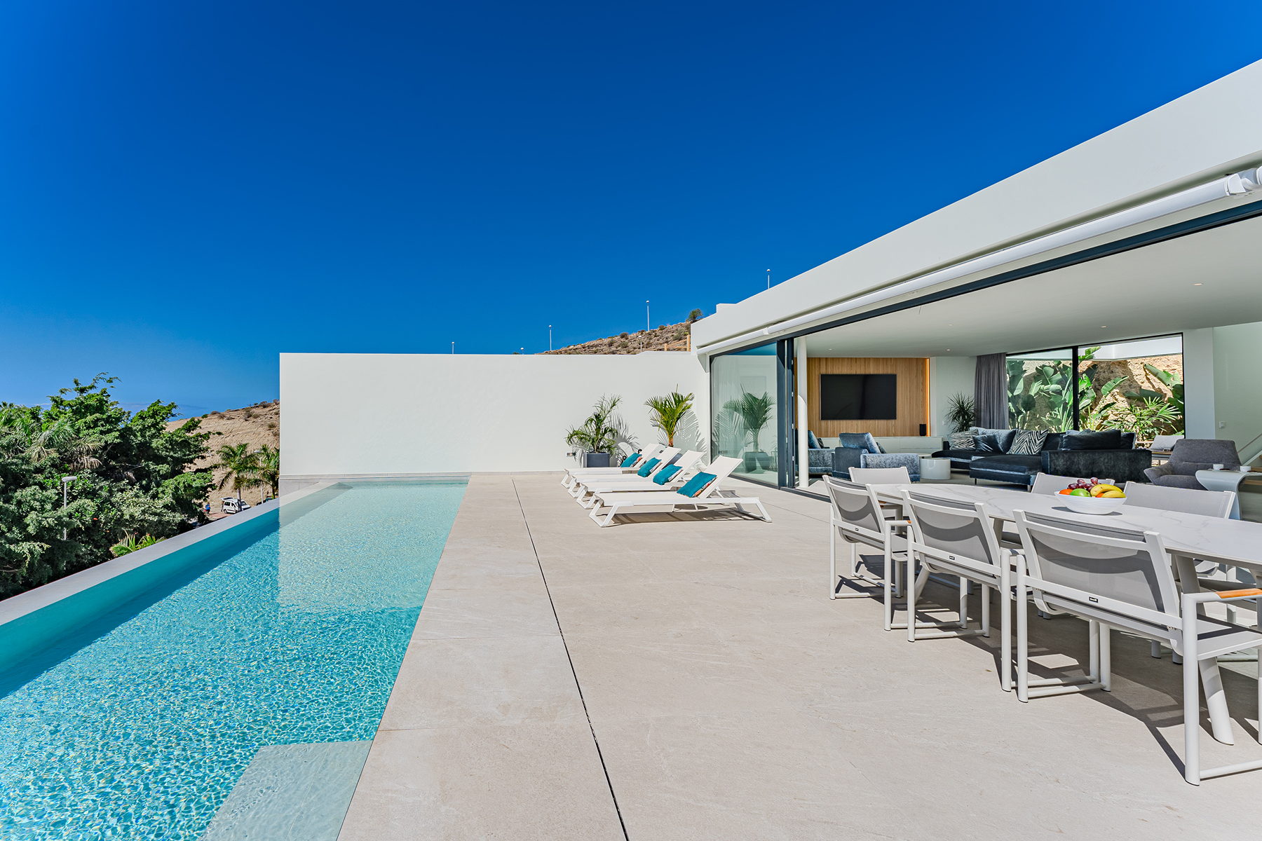  Exclusive luxury villas 