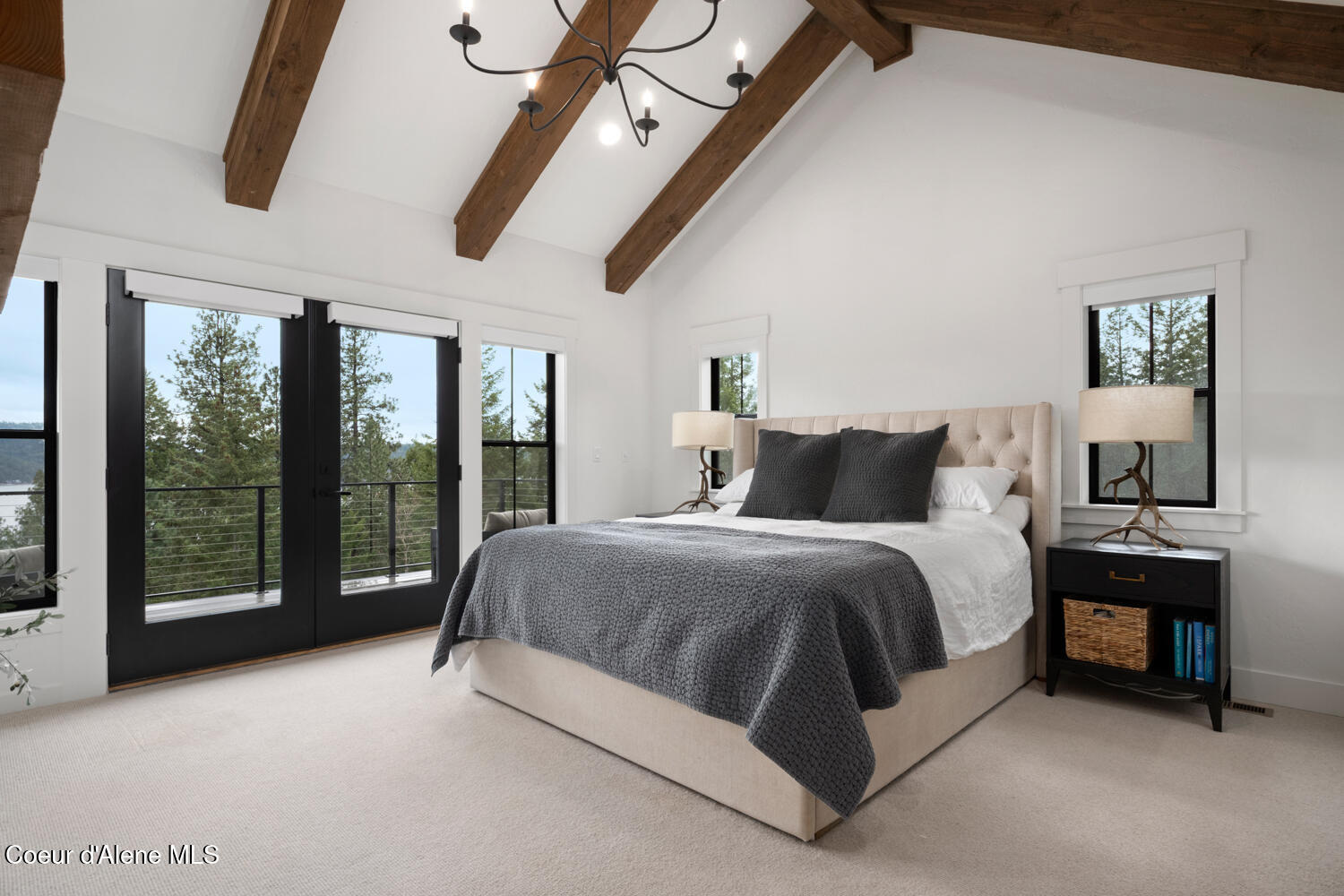Coeur d'Alene, Idaho, 83814, United States, 4 Bedrooms Bedrooms, ,4 BathroomsBathrooms,Residential,For Sale,1783013