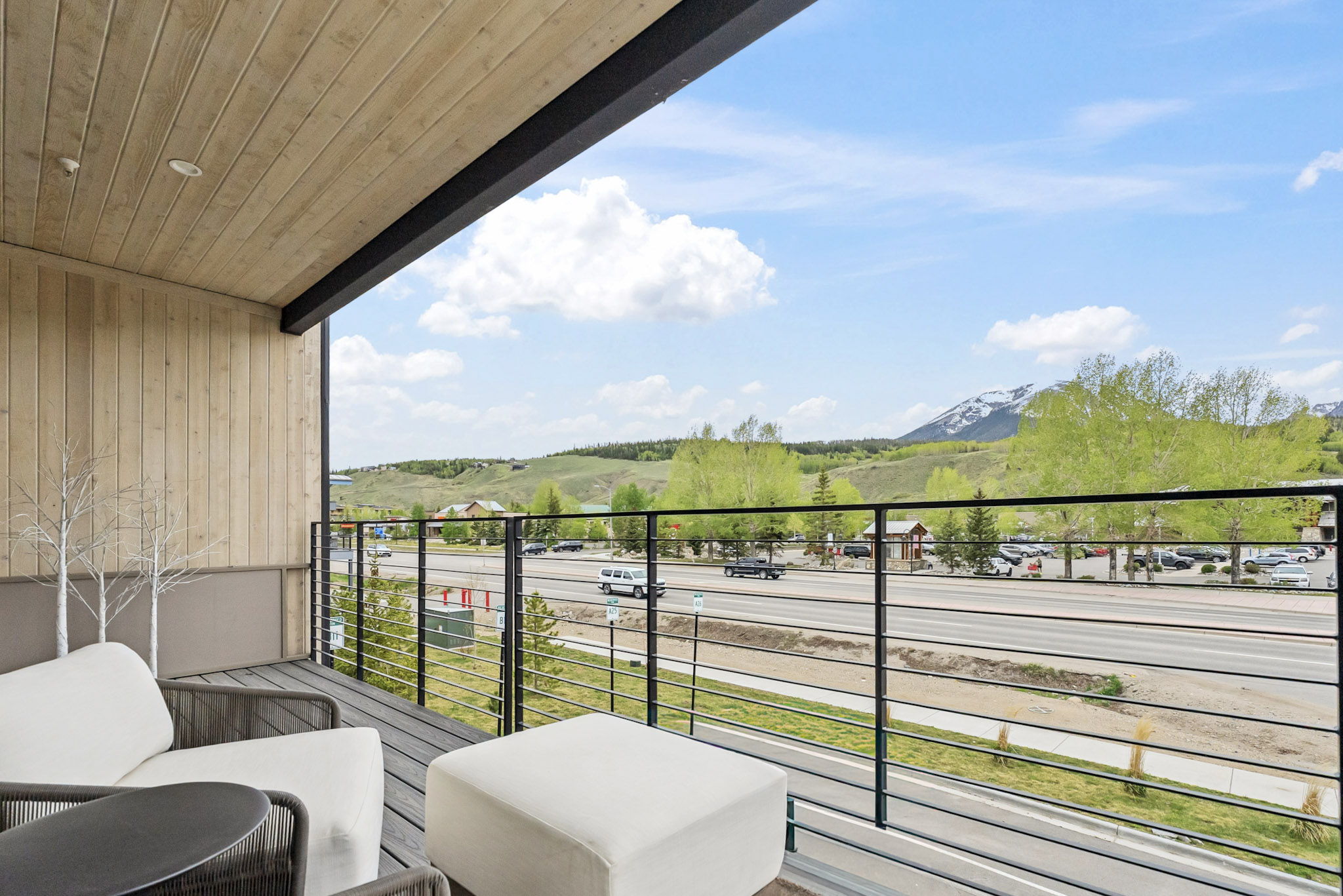  Enjoy Stunning Gore Range Views From Après Shores B21 - 物件實景