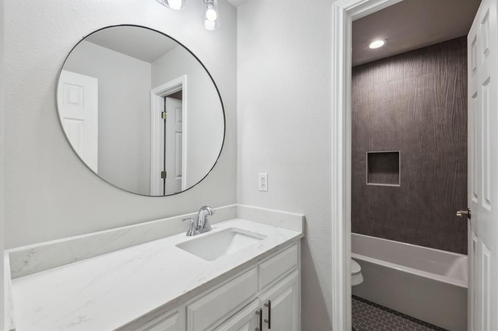 Pottsboro, Texas, 75076, United States, 3 Bedrooms Bedrooms, ,3 BathroomsBathrooms,Residential,For Sale,2003176