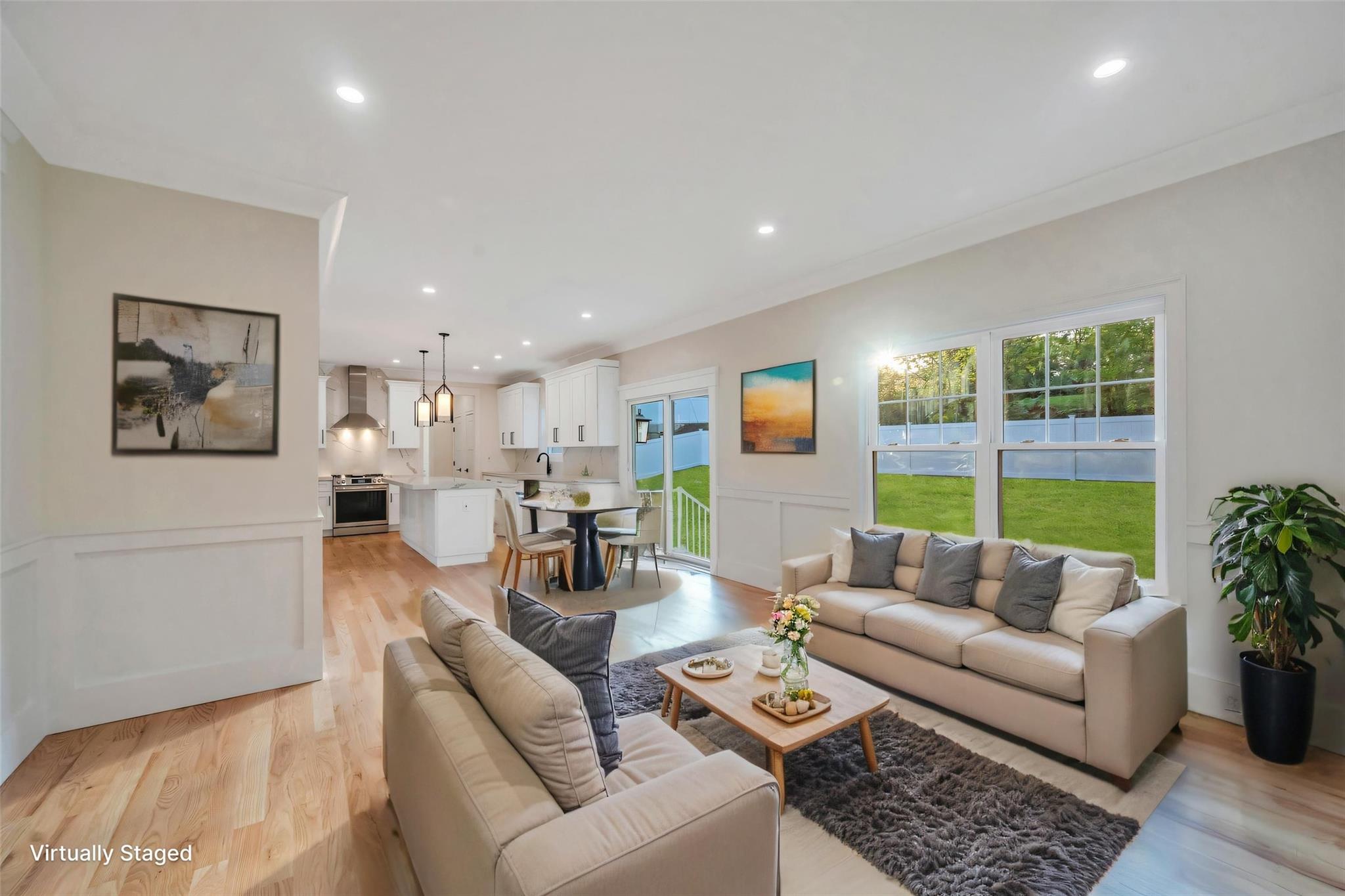 Smithtown, New York, 11787, United States, 4 Bedrooms Bedrooms, ,3 BathroomsBathrooms,Residential,For Sale,1796474