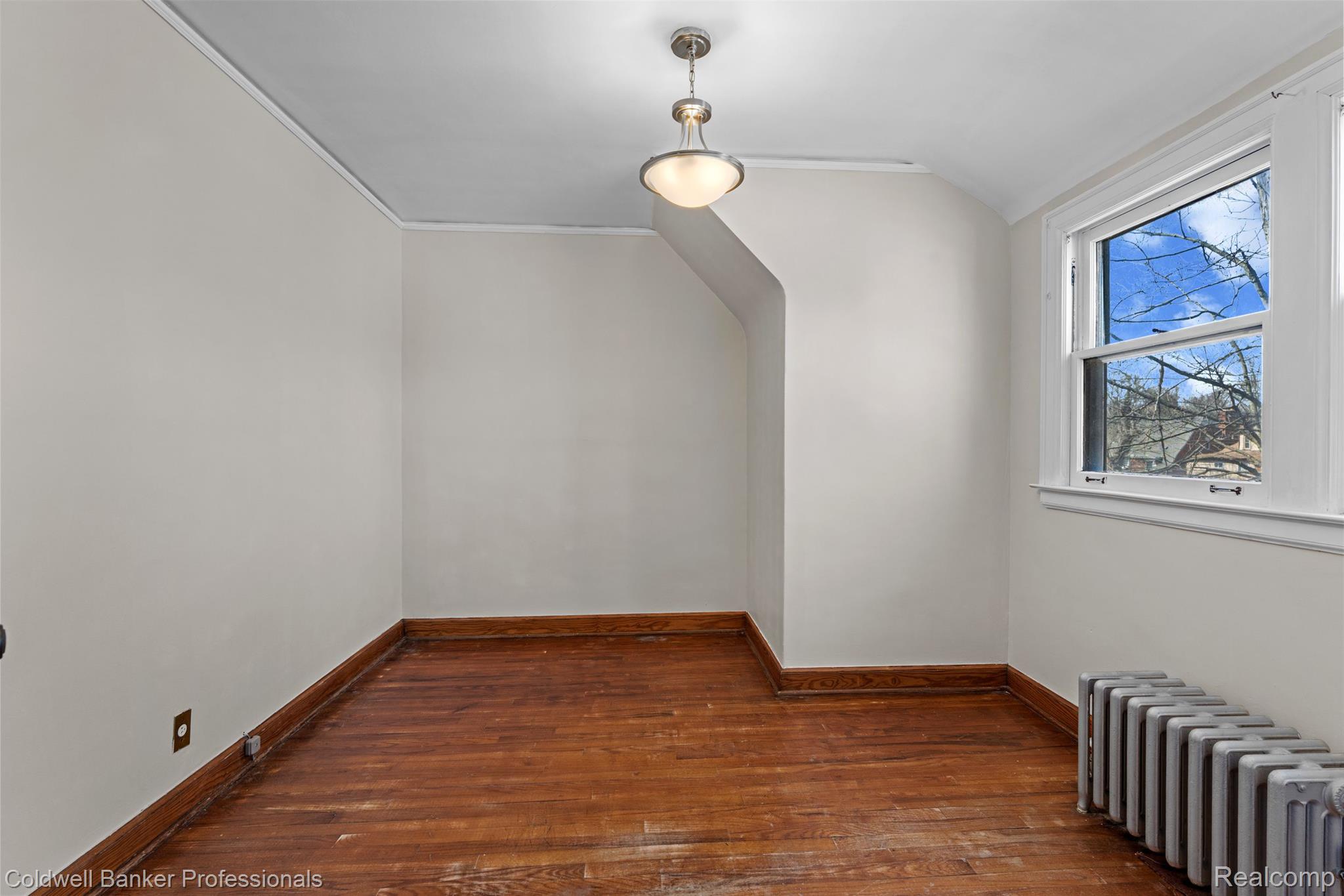 Detroit, Michigan, 48221, United States, 4 Bedrooms Bedrooms, ,5 BathroomsBathrooms,Residential,For Sale,1947184