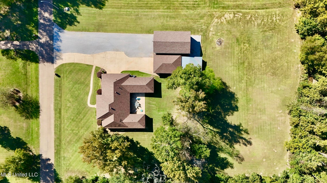 Clinton, Mississippi, 39056, United States, 4 Bedrooms Bedrooms, ,3 BathroomsBathrooms,Residential,For Sale,1998681