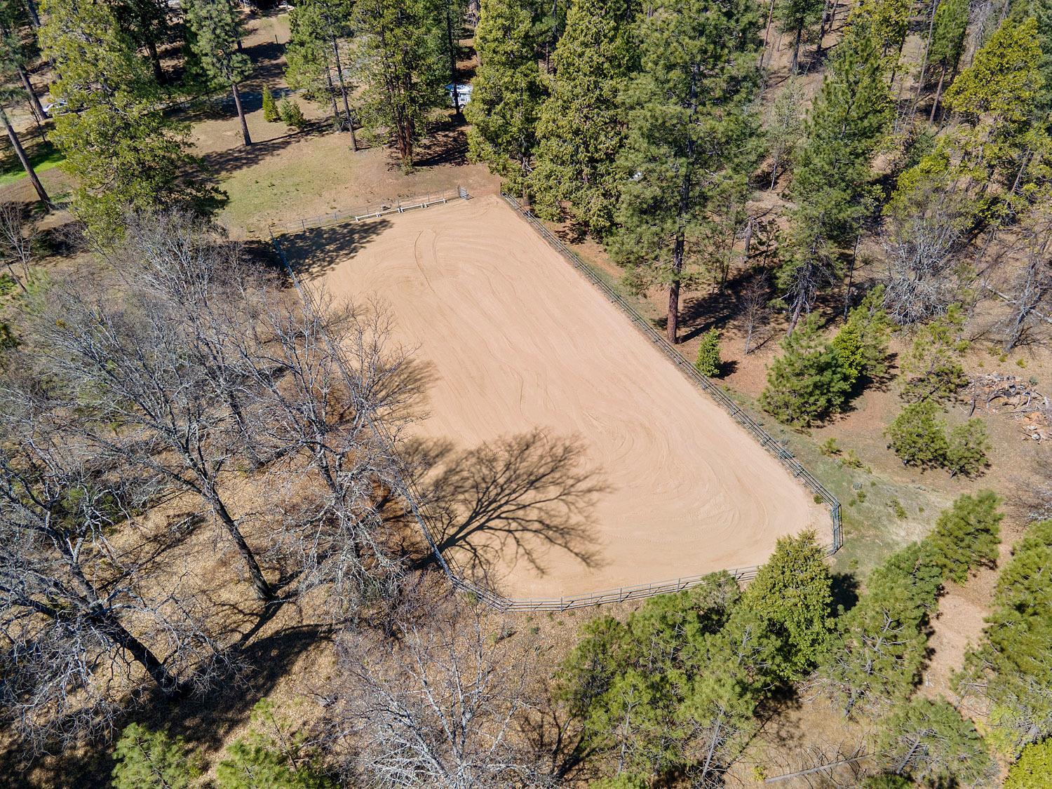 Coulterville, California, 95311, United States, 3 Bedrooms Bedrooms, ,4 BathroomsBathrooms,Residential,For Sale,1792309