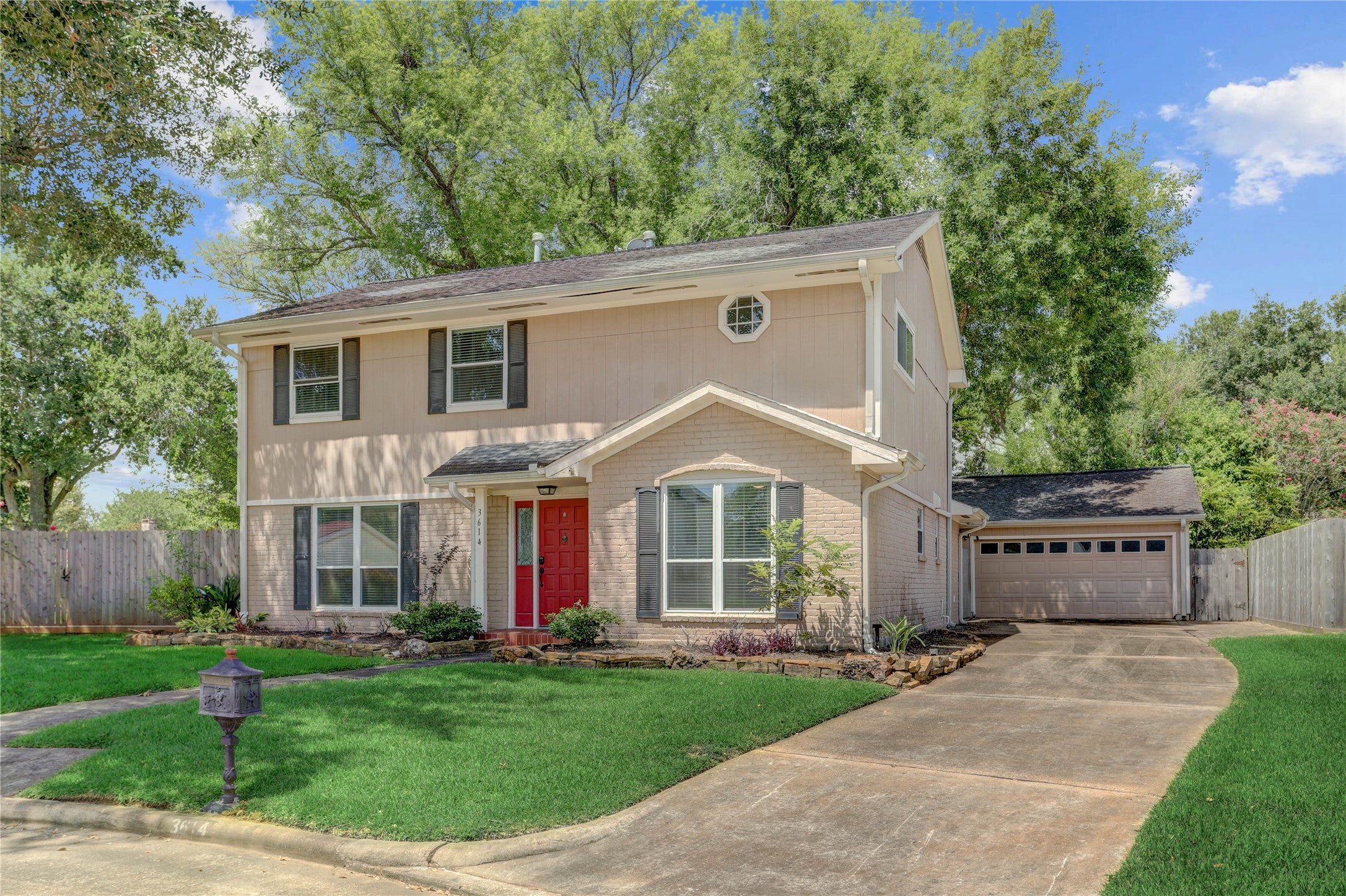 Elms Ct, Missouri City, TX 77459