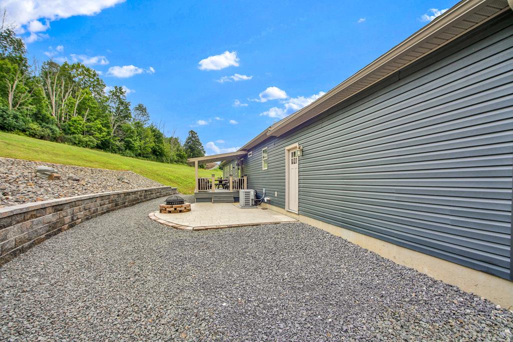 Wellsboro, Pennsylvania, 16901, United States, 3 Bedrooms Bedrooms, ,2 BathroomsBathrooms,Residential,For Sale,1921968