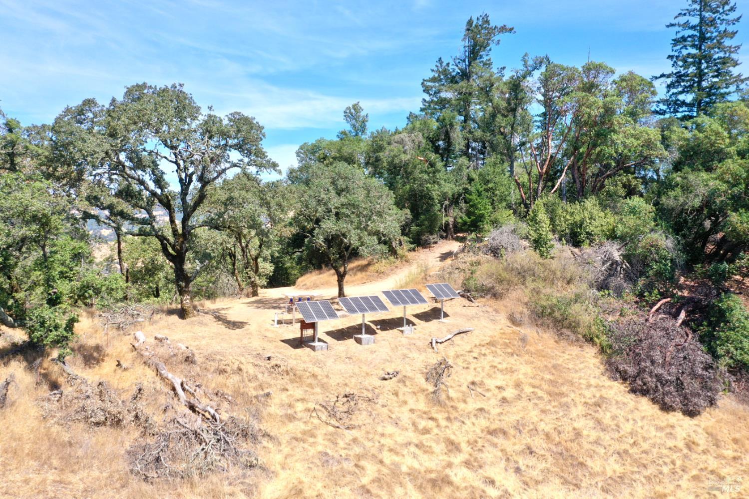 Cloverdale, California, 95425, United States, 3 Bedrooms Bedrooms, ,4 BathroomsBathrooms,Residential,For Sale,1941601