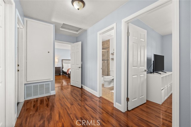 Ontario, California, 91761, United States, 4 Bedrooms Bedrooms, ,2 BathroomsBathrooms,Residential,For Sale,1976120