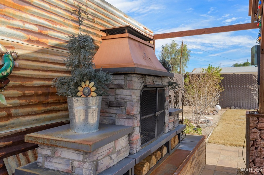 Bullhead City, Arizona, 86442, United States, 2 Bedrooms Bedrooms, ,Residential,For Sale,1912692