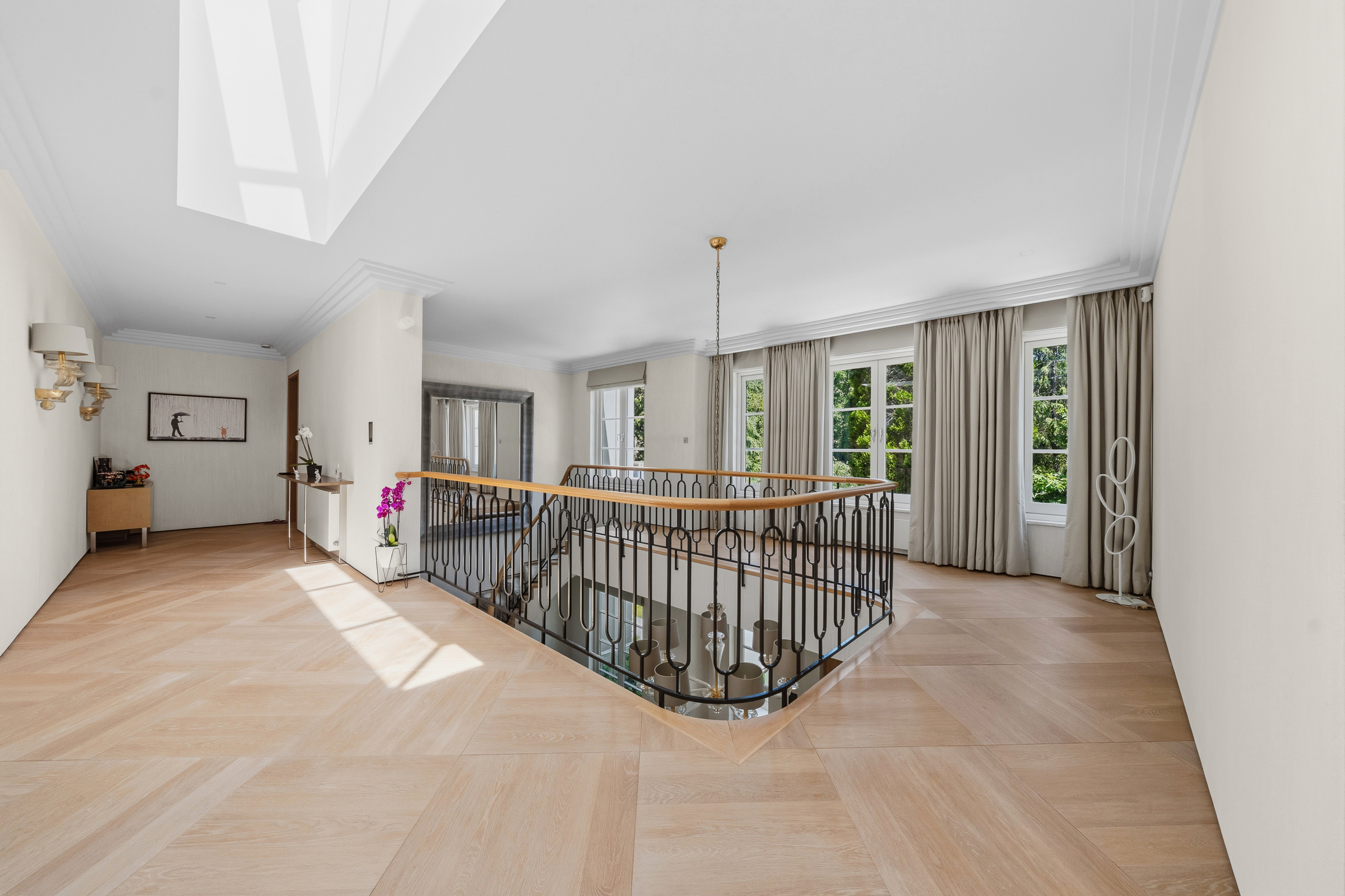  Grand Proportions and Private Gardens on the Wentworth Estate - 物件實景