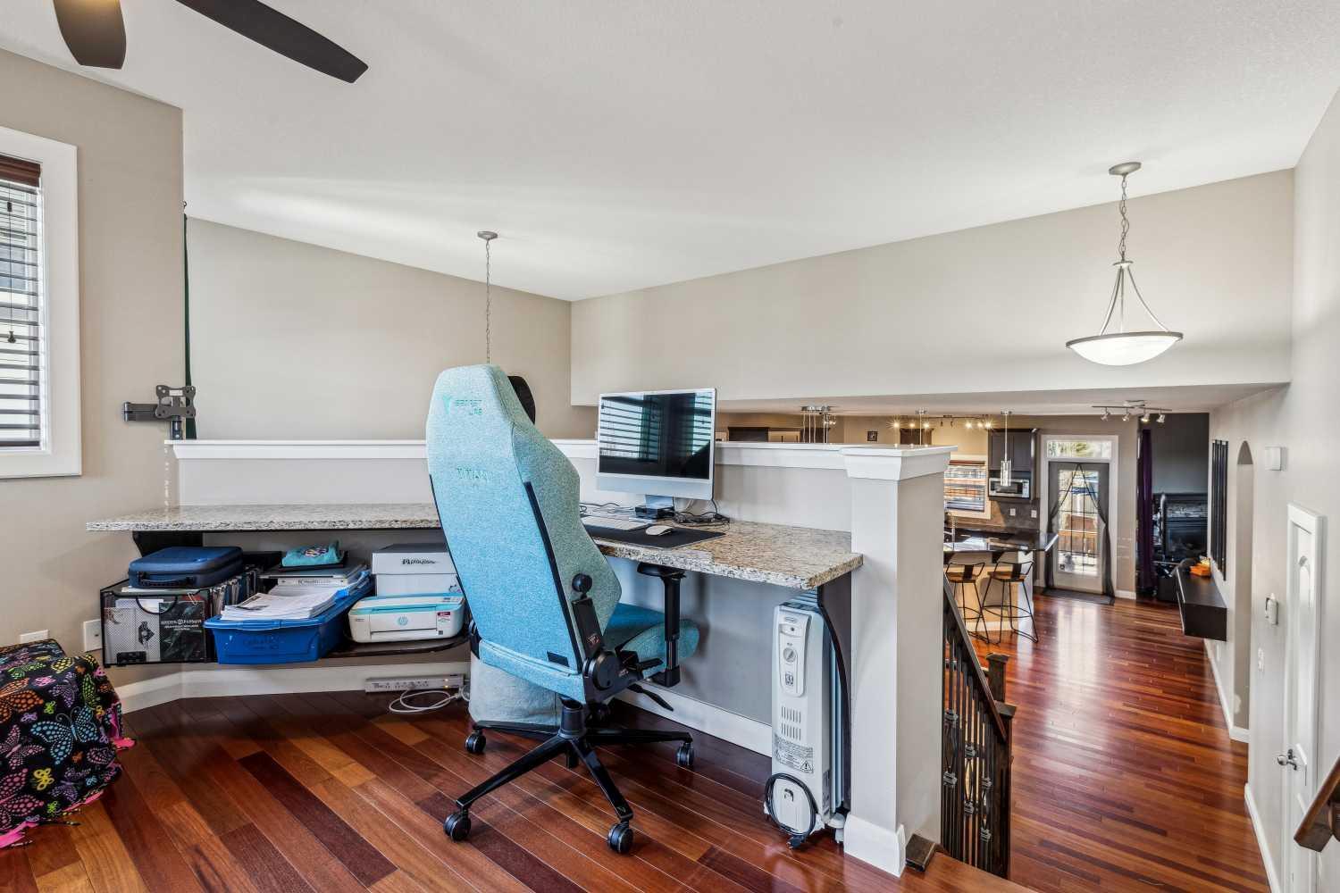 OKOTOKS, Alberta, T1S 0K1, CA, 4 Bedrooms Bedrooms, ,3 BathroomsBathrooms,Residential,For Sale,1948966