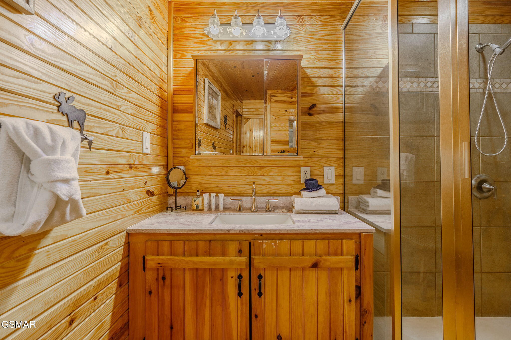 Sevierville, Tennessee, 37862, United States, 3 Bedrooms Bedrooms, ,3 BathroomsBathrooms,Residential,For Sale,2031500