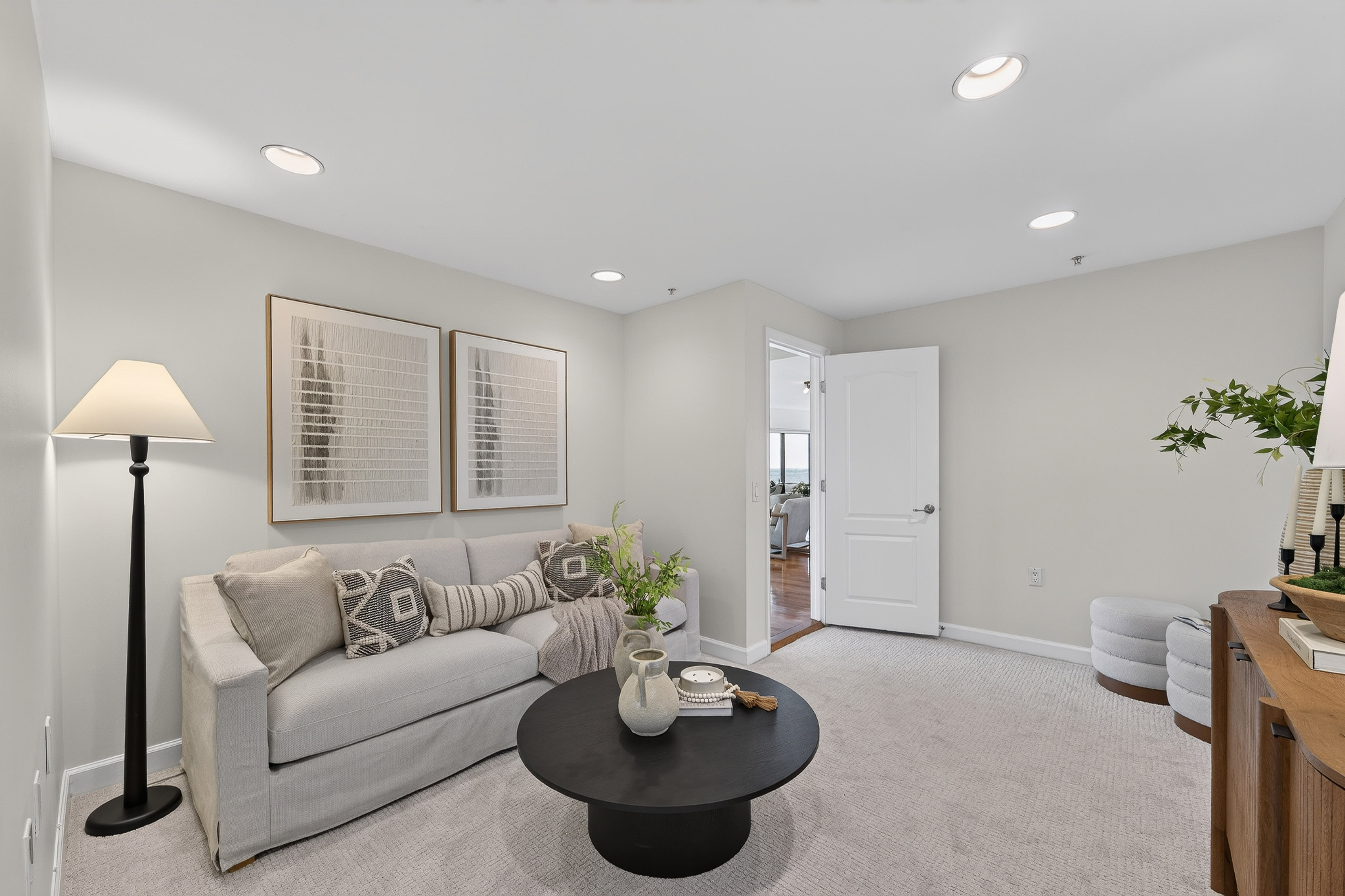  Welcome to Unit 2150 at The Oaks at Buckhead - 物件實景