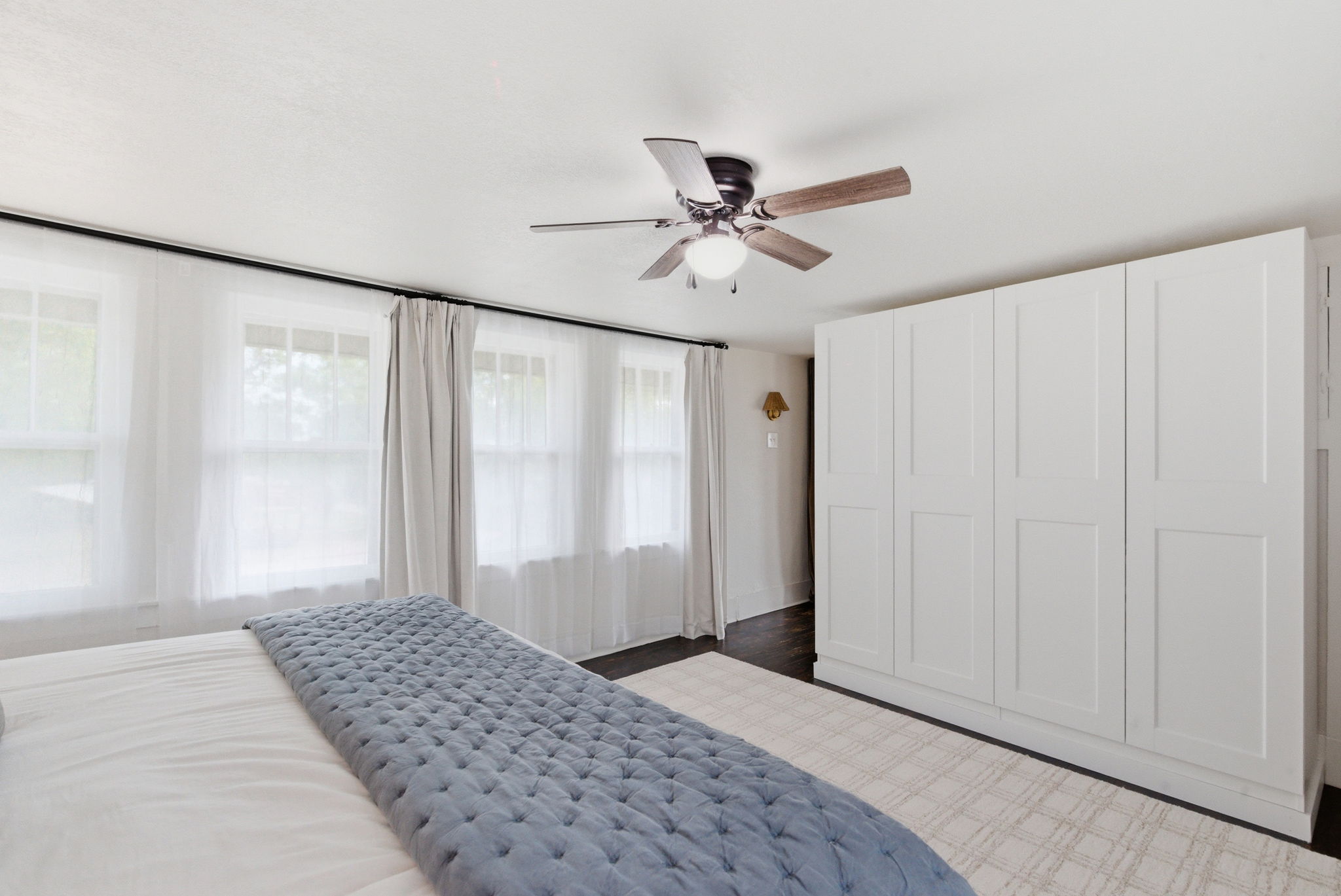  909 3rd Street, Graham, TX, 76450 - 物件實景