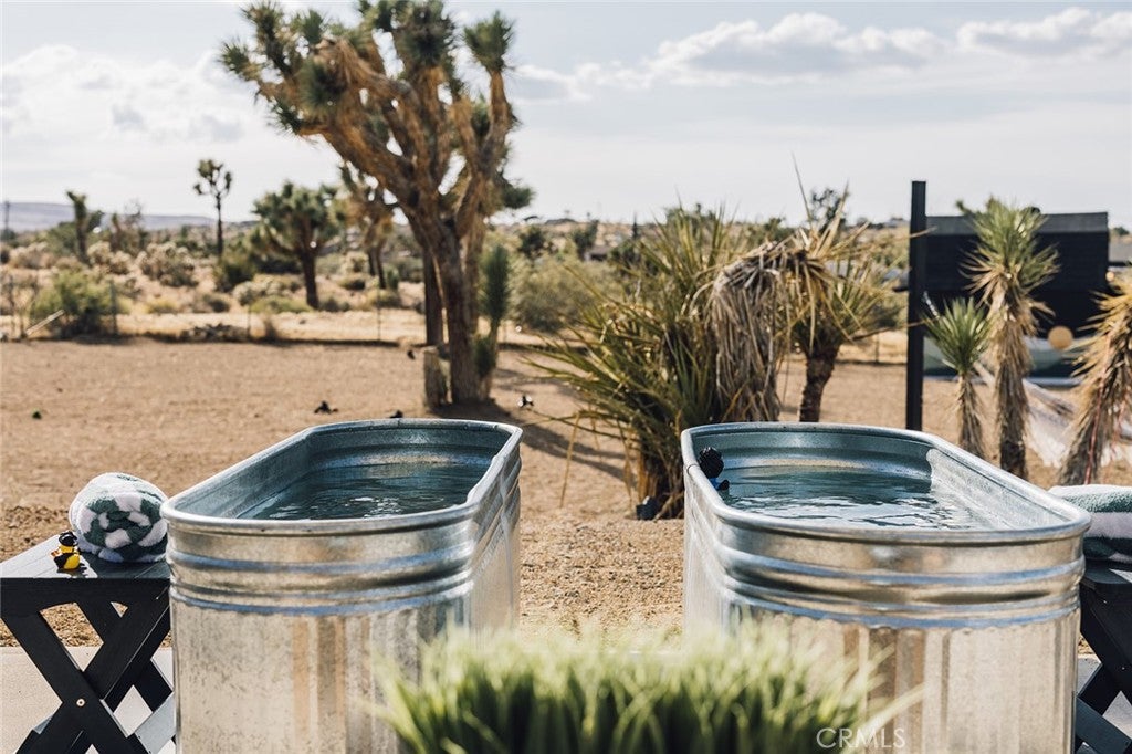 Yucca Valley, California, 92284, United States, 3 Bedrooms Bedrooms, ,2 BathroomsBathrooms,Residential,For Sale,1981322