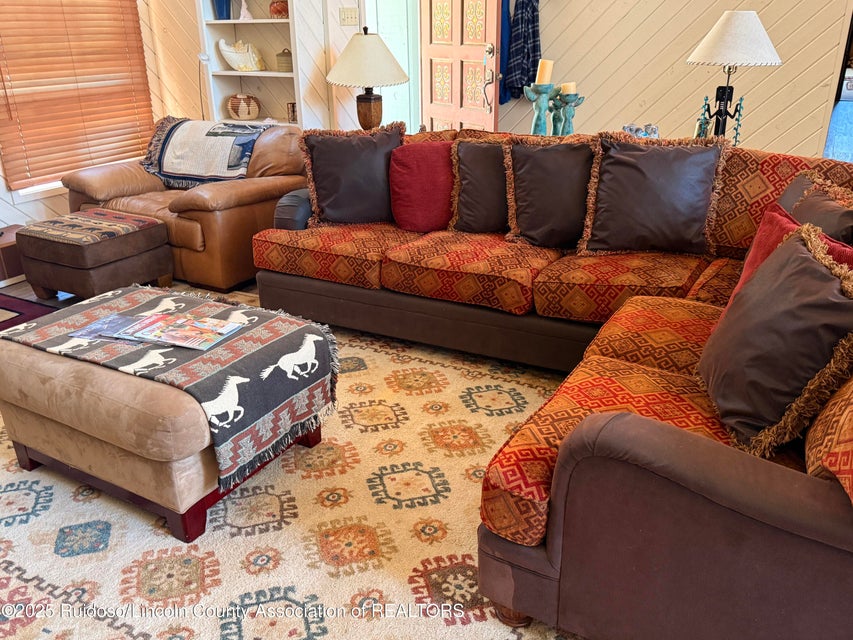 Alto, New Mexico, 88312, United States, 3 Bedrooms Bedrooms, ,4 BathroomsBathrooms,Residential,For Sale,1975387