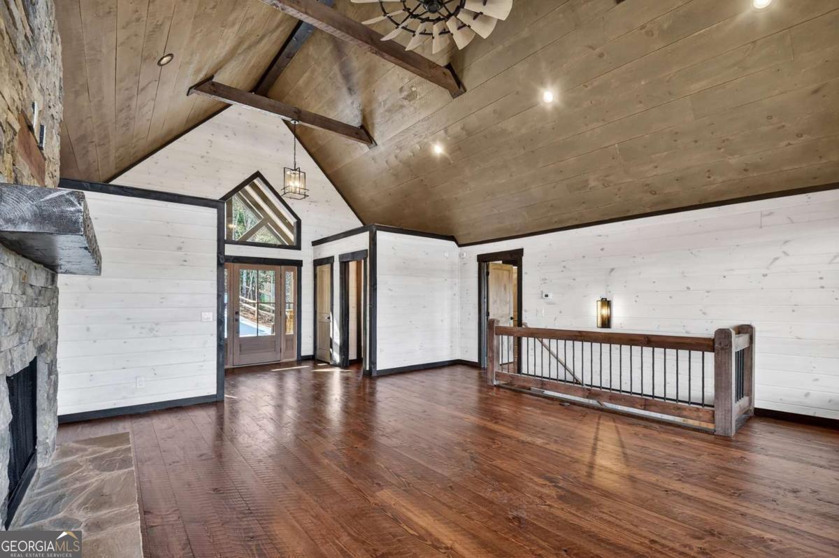 Mineral Bluff, Georgia, 30559, United States, 4 Bedrooms Bedrooms, ,4 BathroomsBathrooms,Residential,For Sale,2011407