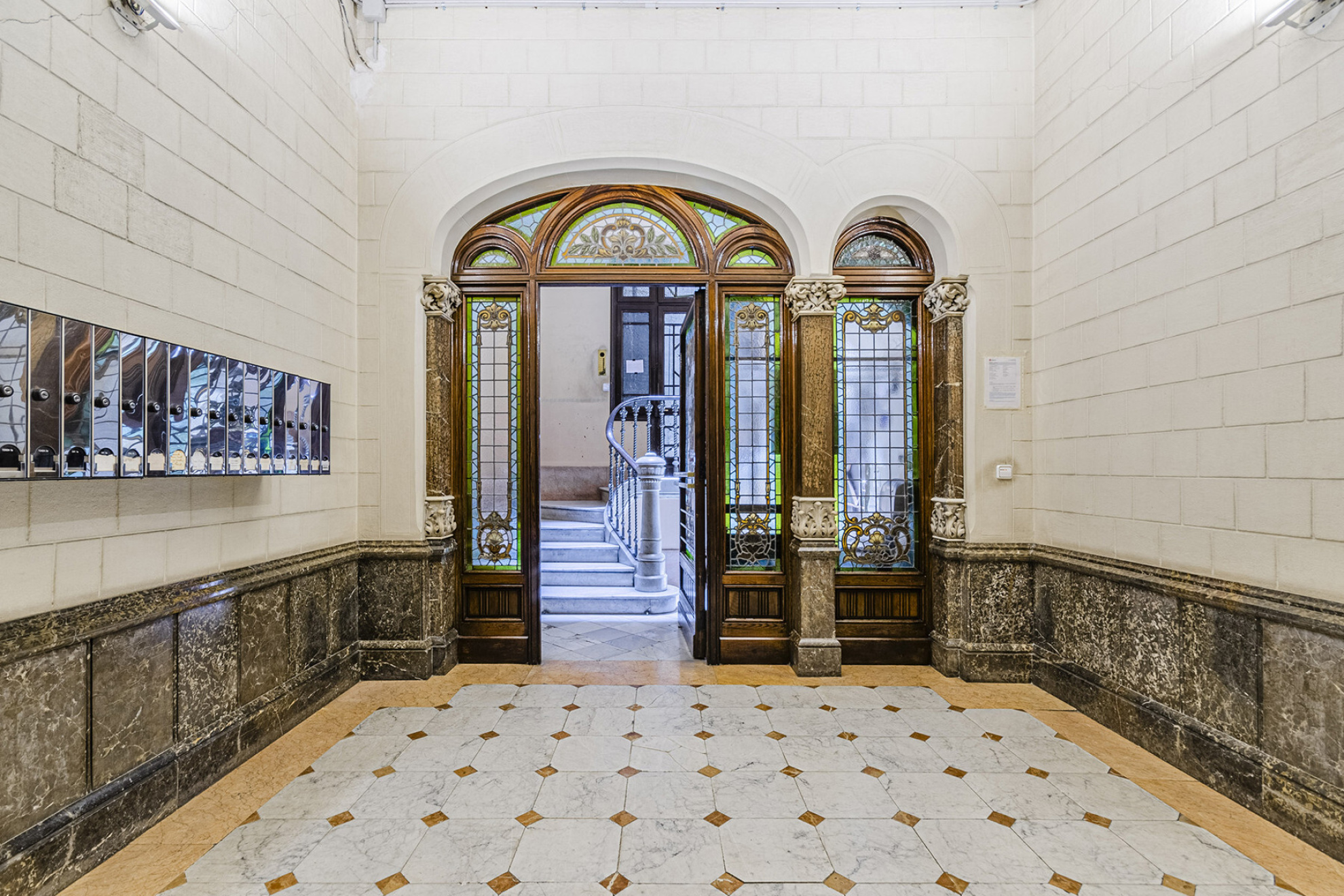  Stunning apartment with extraordinary finishes in Eixample derecha - 物件實景