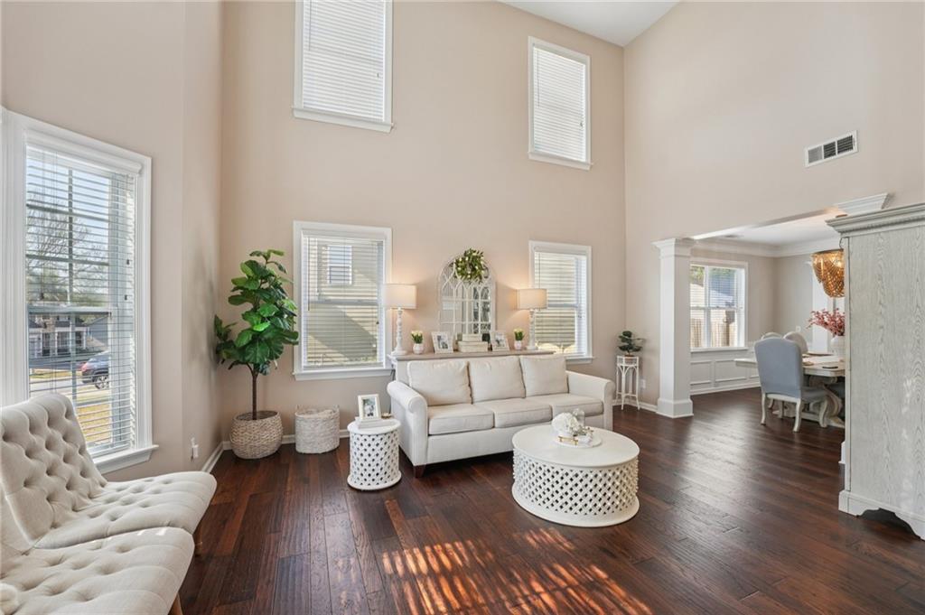 Canton, Georgia, 30115, United States, 6 Bedrooms Bedrooms, ,4 BathroomsBathrooms,Residential,For Sale,2035278