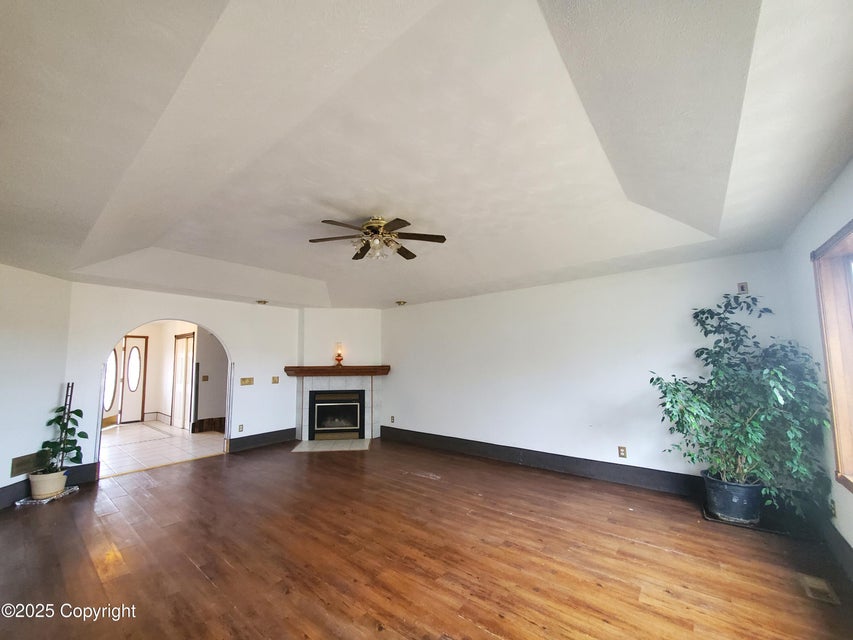 Gillette, Wyoming, 82718, United States, 3 Bedrooms Bedrooms, ,3 BathroomsBathrooms,Residential,For Sale,1977220