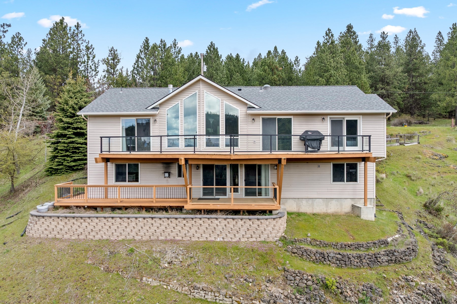  Fernan Hill Home with Amazing Lake Views - 物件實景