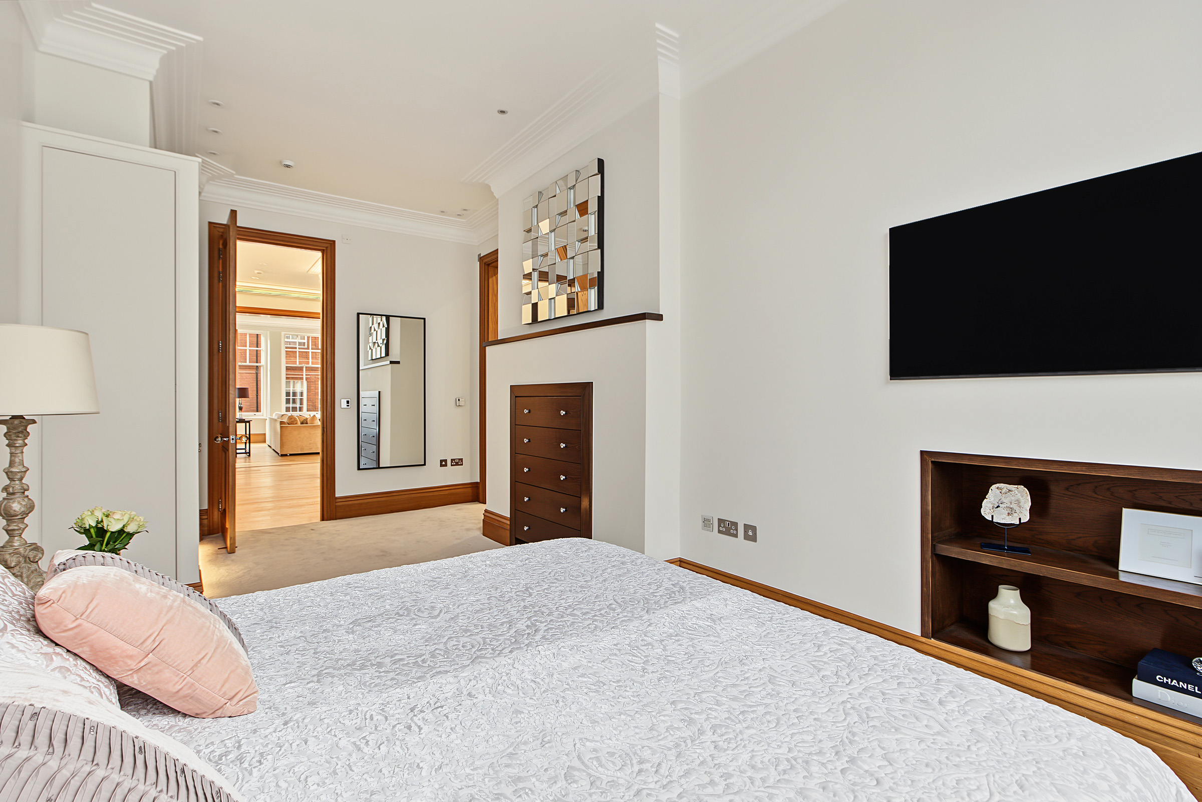  An Elegant Lateral Apartment in Prime Kensington - 物件實景