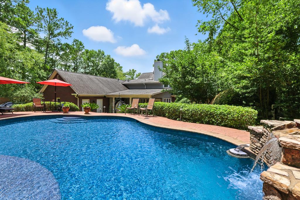 Columbus, Georgia, 31904, United States, 4 Bedrooms Bedrooms, ,4 BathroomsBathrooms,Residential,For Sale,1905895