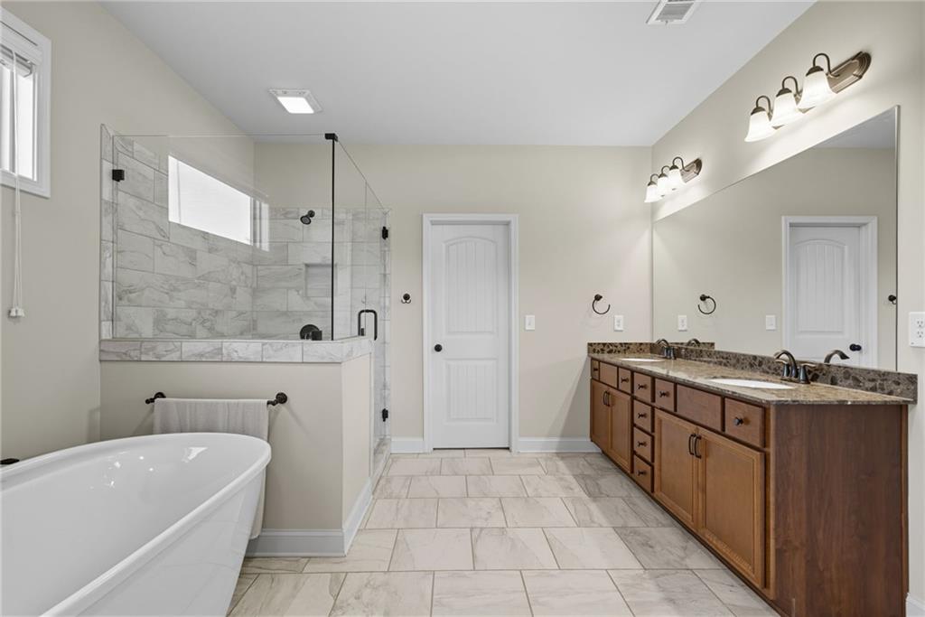 Cumming, Georgia, 30040, United States, 6 Bedrooms Bedrooms, ,5 BathroomsBathrooms,Residential,For Sale,1974767