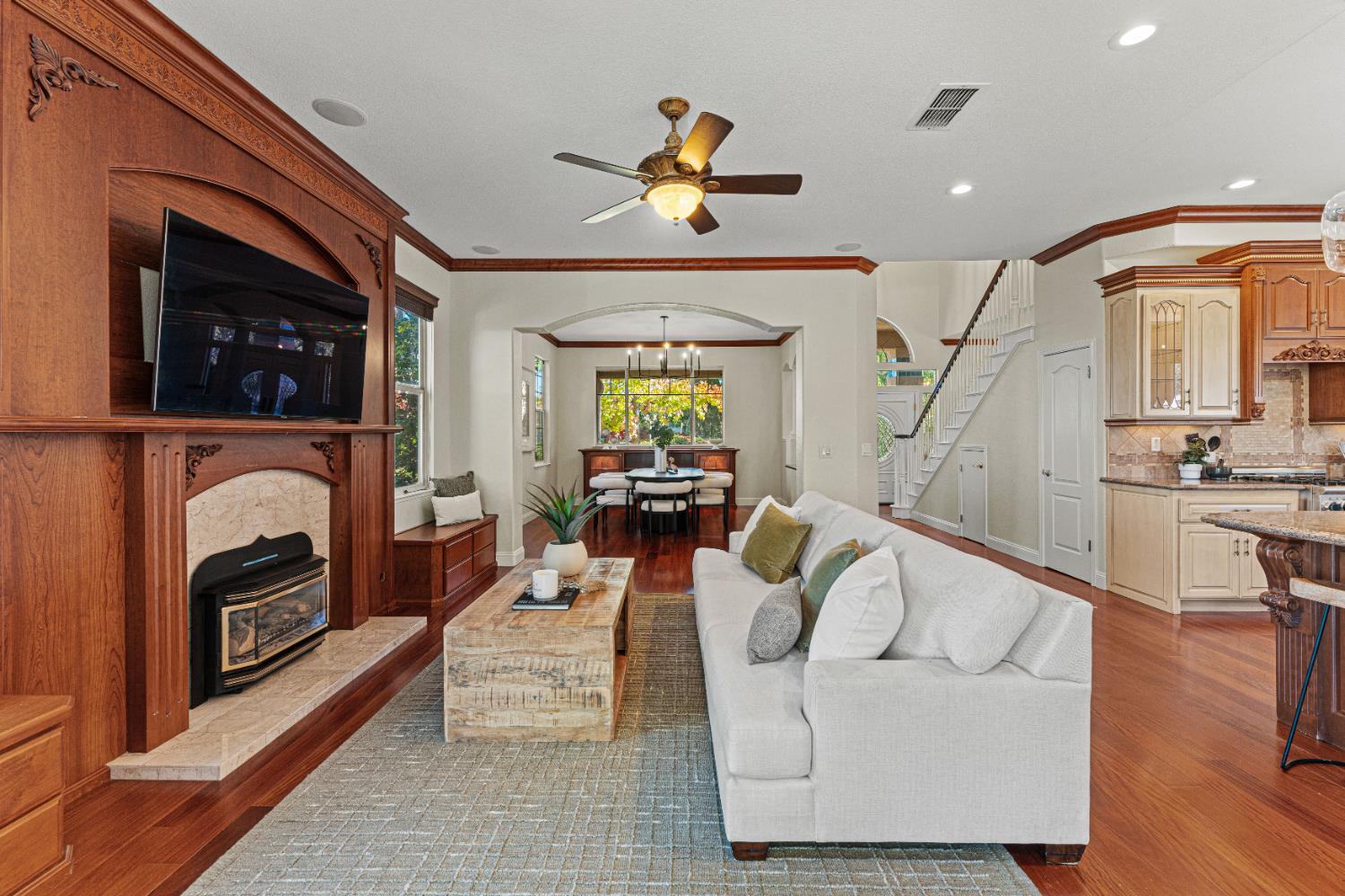 El Dorado Hills, California, 95762, United States, 4 Bedrooms Bedrooms, ,3 BathroomsBathrooms,Residential,For Sale,1987748