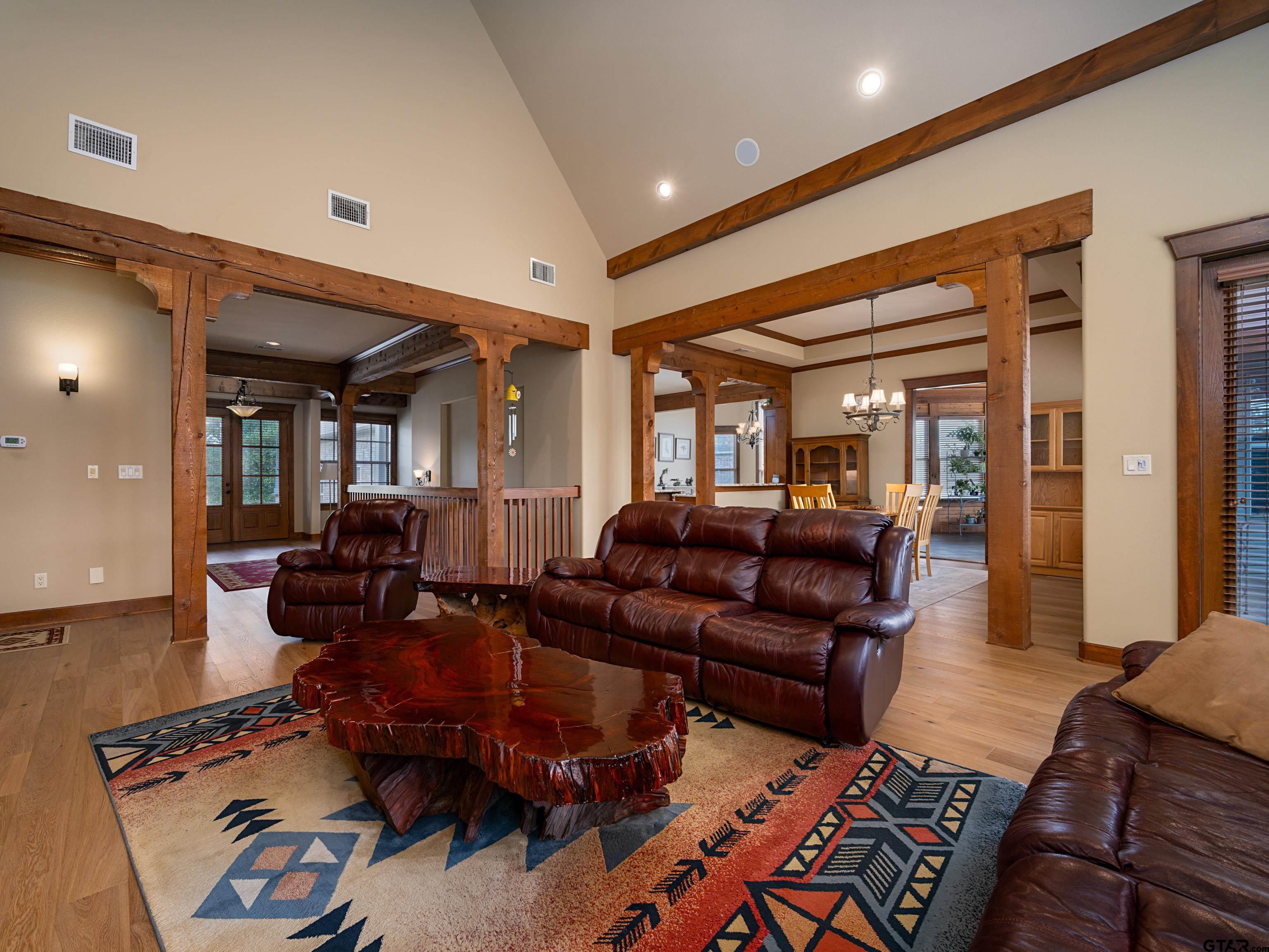 Tyler, Texas, 75703, United States, 4 Bedrooms Bedrooms, ,6 BathroomsBathrooms,Residential,For Sale,1965330