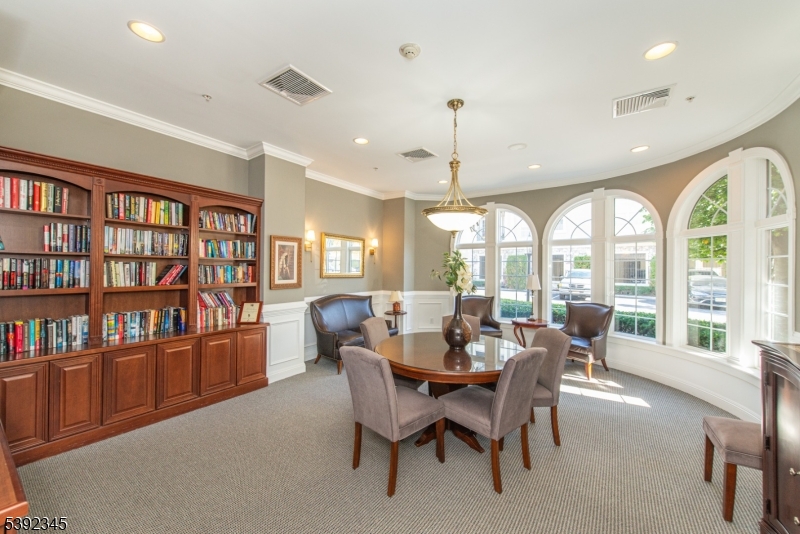 Clifton City, New Jersey, 07013, United States, 2 Bedrooms Bedrooms, ,2 BathroomsBathrooms,Residential,For Sale,1971502