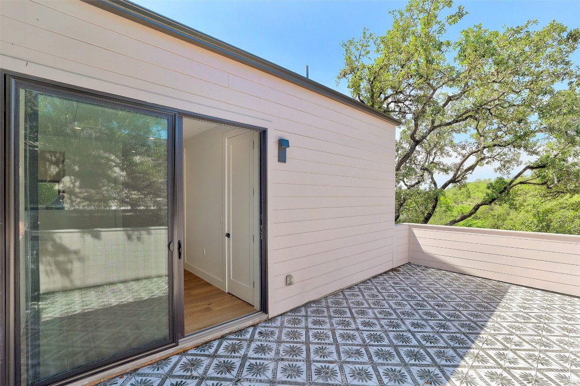 Austin, Texas, 78704, United States, 2 Bedrooms Bedrooms, ,3 BathroomsBathrooms,Residential,For Sale,1848594