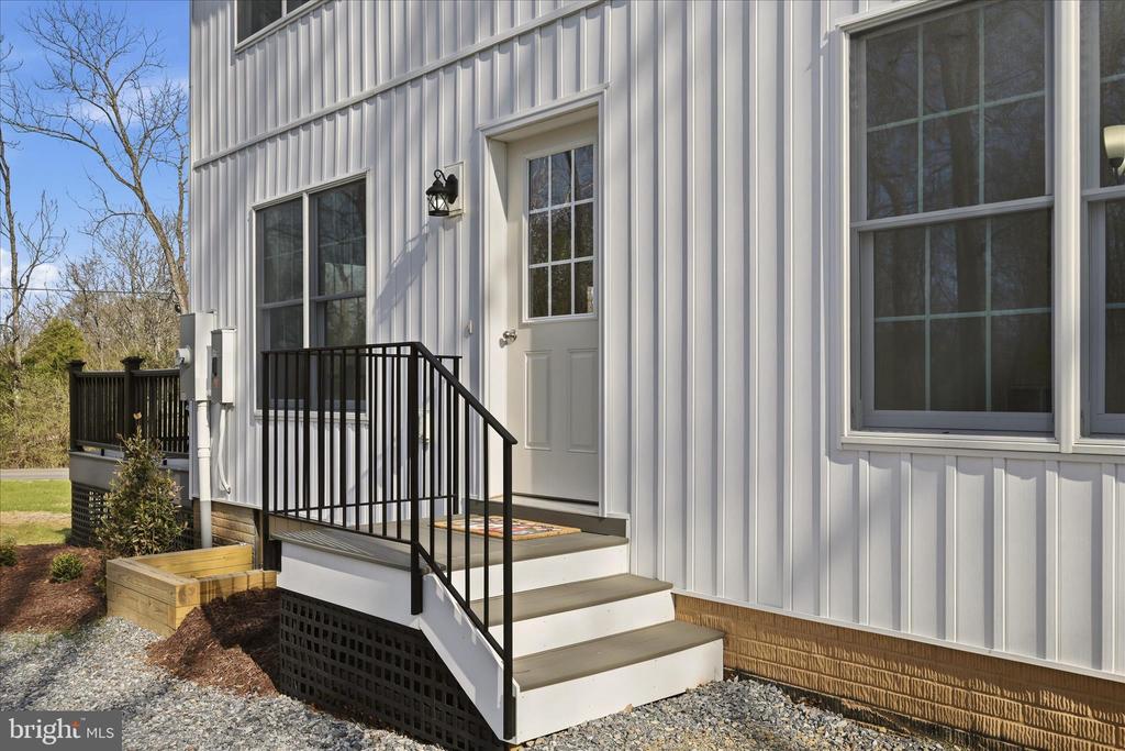 Boyce, Virginia, 22620, United States, 3 Bedrooms Bedrooms, ,3 BathroomsBathrooms,Residential,For Sale,2032757