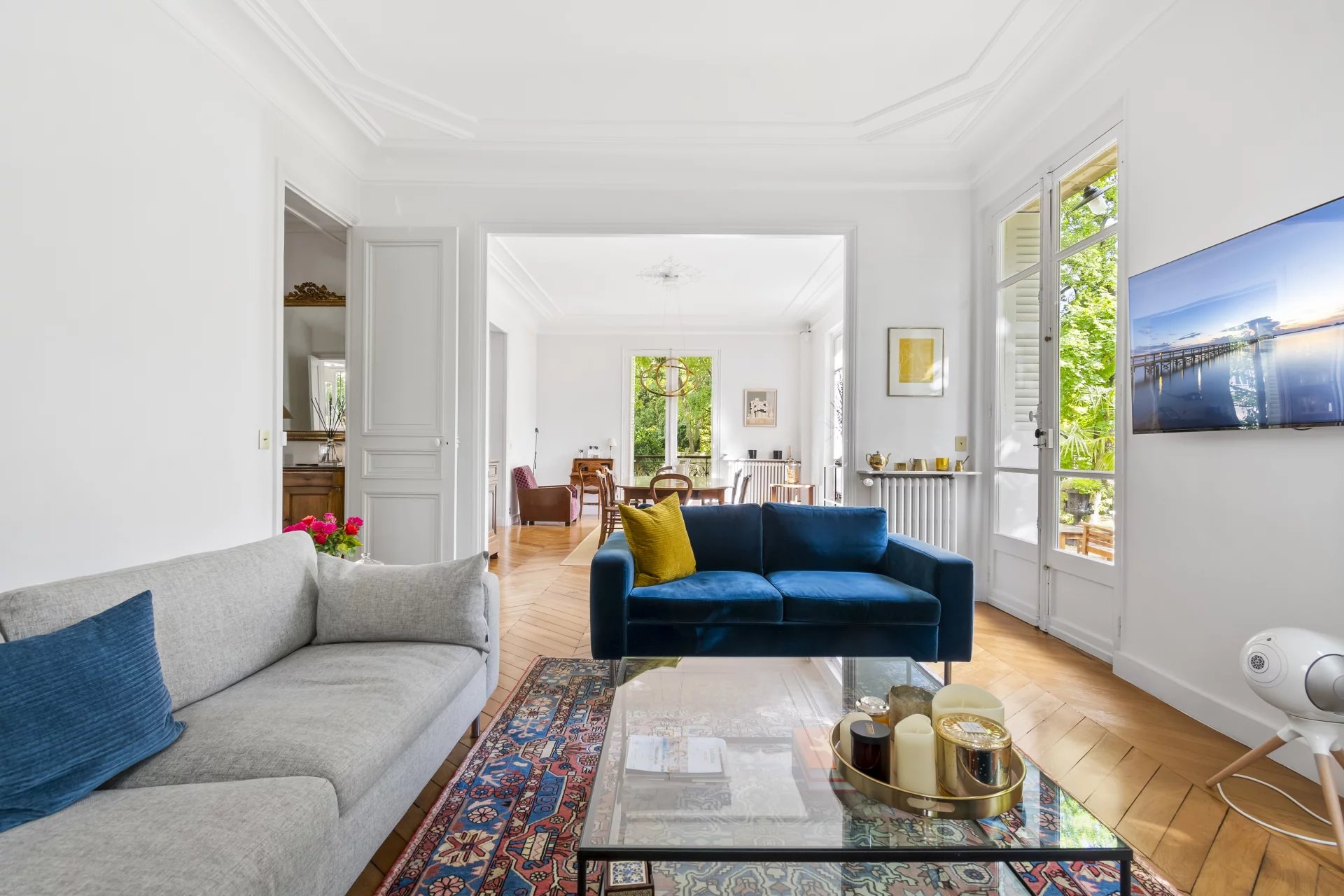 Le Vésinet, Île-de-France, 78110, FR, 6 Bedrooms Bedrooms, ,5 BathroomsBathrooms,Residential,For Sale,1994768