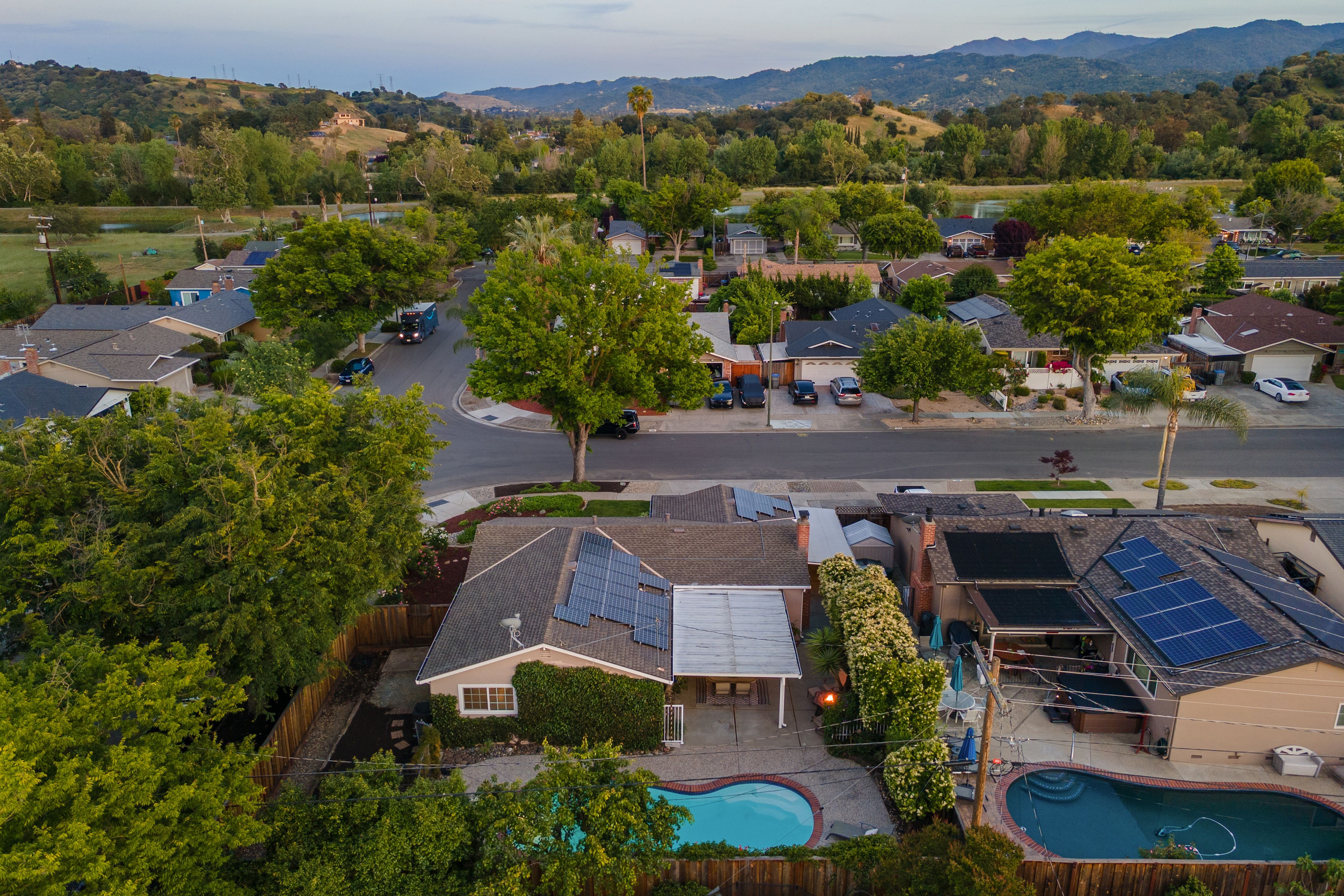  Charming Almaden Valley Single Story on Spacious Corner Lot - 物件實景