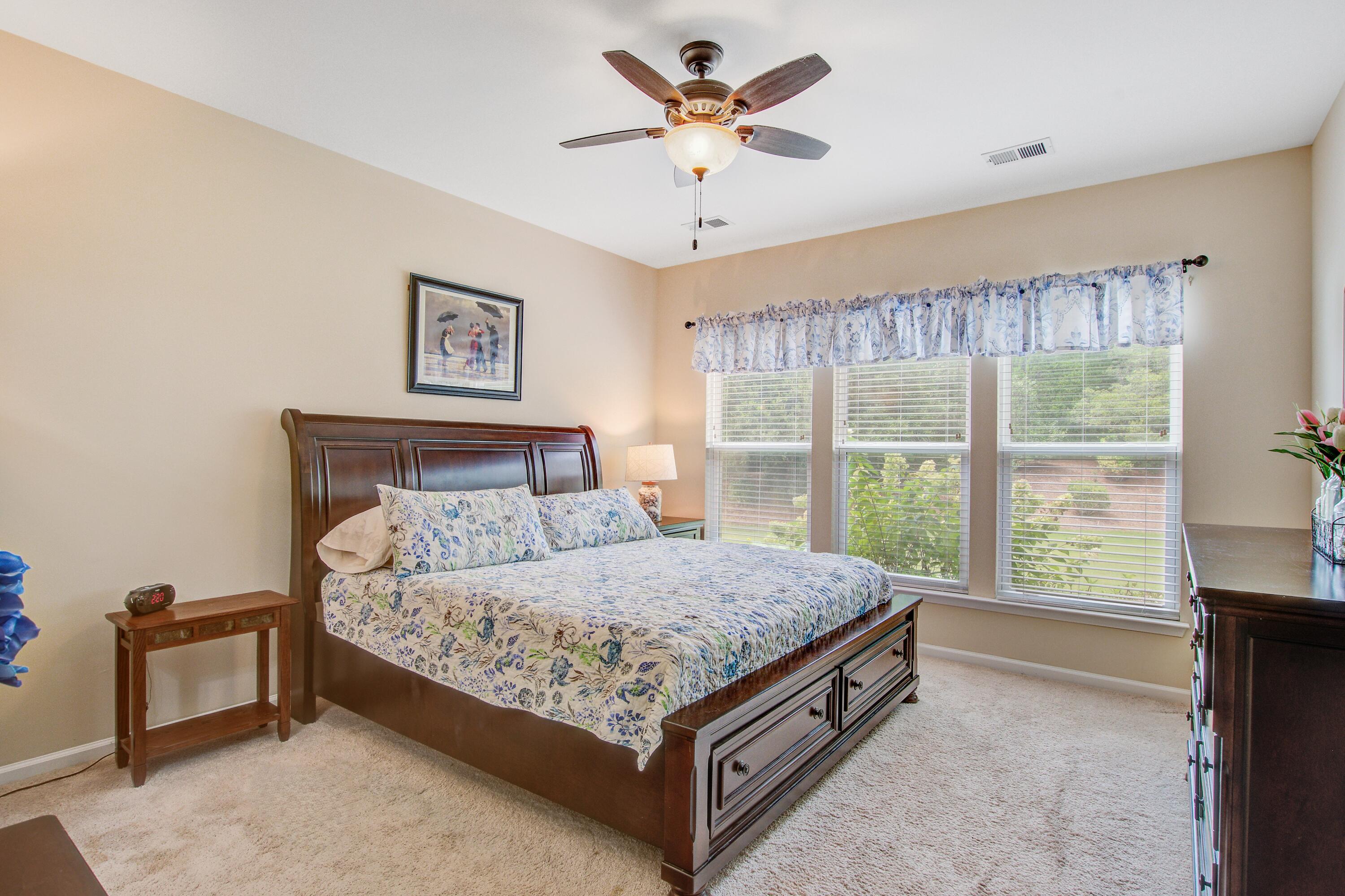 Summerville, South Carolina, 29483, United States, 3 Bedrooms Bedrooms, ,3 BathroomsBathrooms,Residential,For Sale,1907544