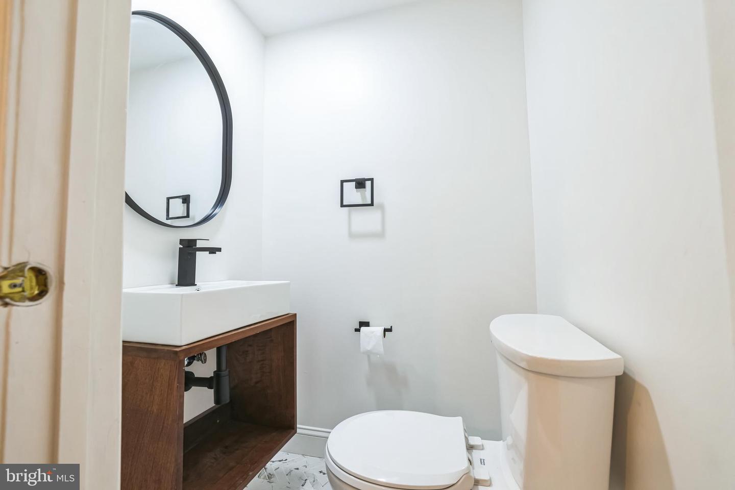 Doylestown, Pennsylvania, 18902, United States, 5 Bedrooms Bedrooms, ,4 BathroomsBathrooms,Residential,For Sale,1995567