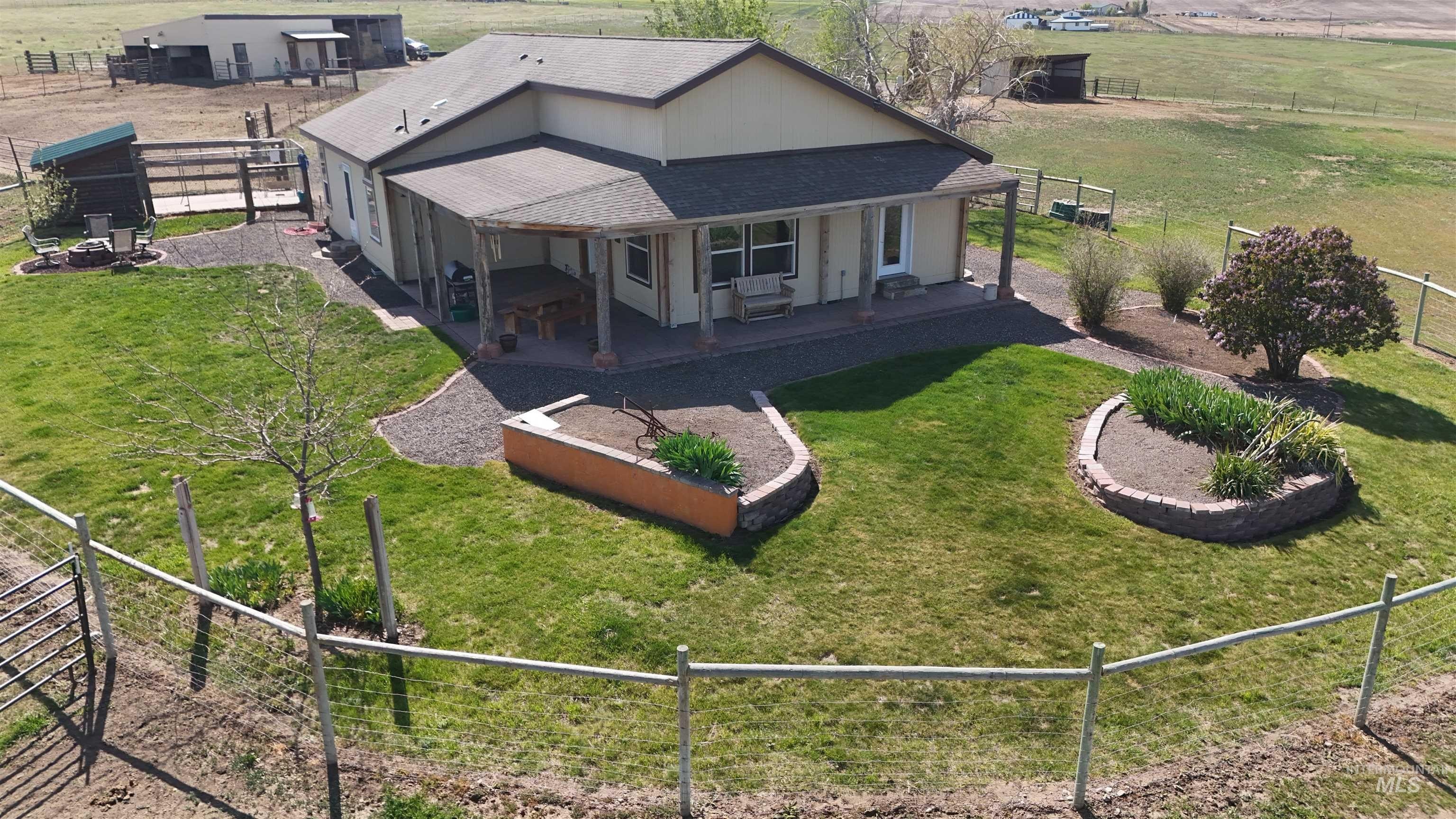 Asotin, Washington, 99402, United States, 3 Bedrooms Bedrooms, ,2 BathroomsBathrooms,Residential,For Sale,1942526