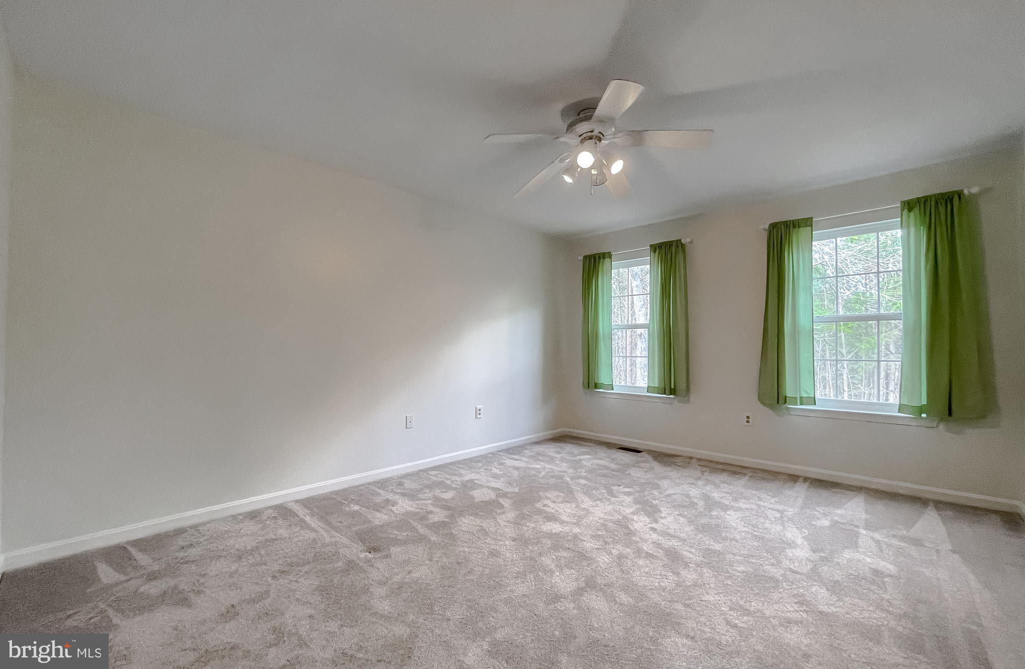 Leonardtown, Maryland, 20650, United States, 5 Bedrooms Bedrooms, ,4 BathroomsBathrooms,Residential,For Sale,2006154