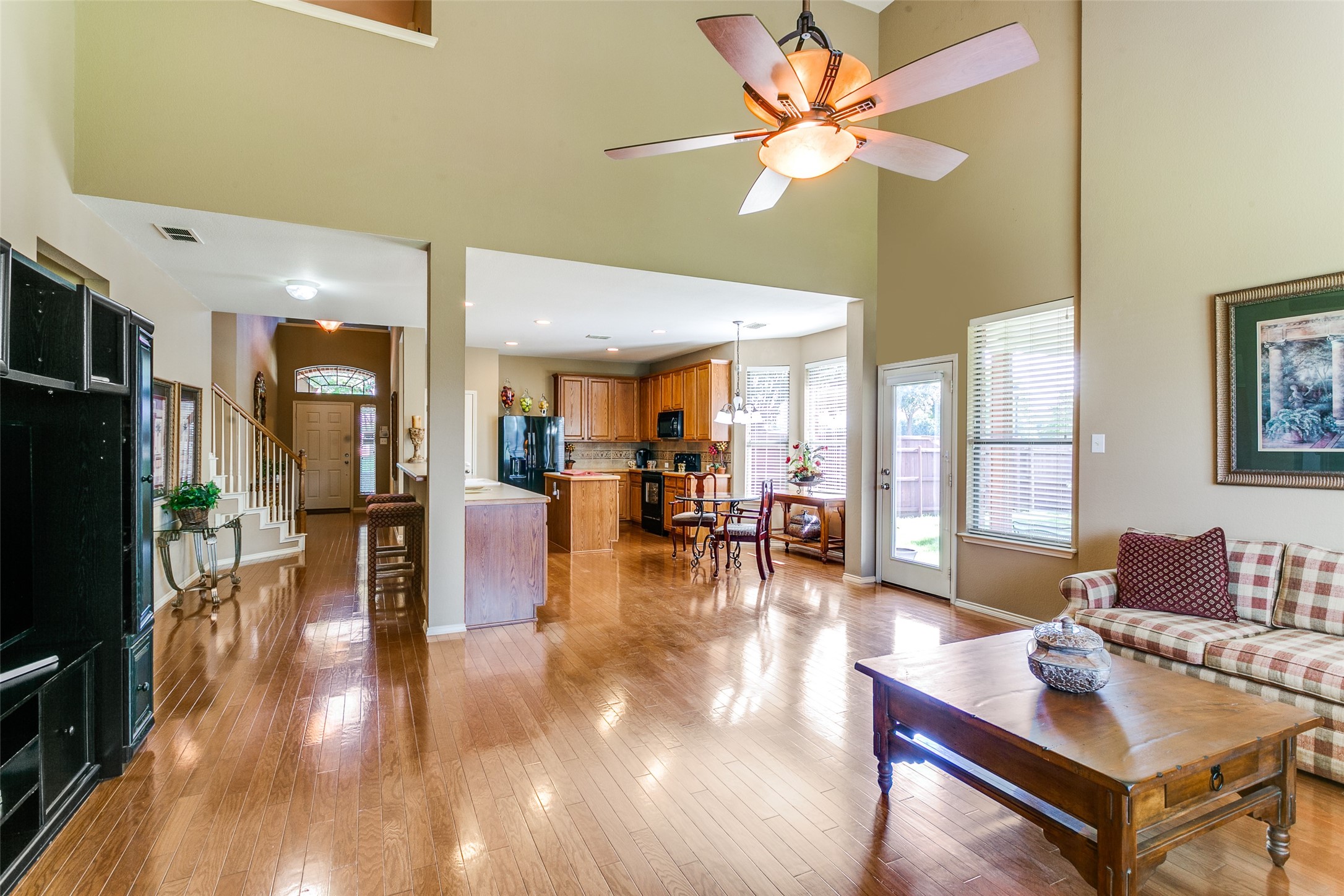 Corinth, Texas, 76208, United States, 4 Bedrooms Bedrooms, ,4 BathroomsBathrooms,Residential,For Sale,1839023