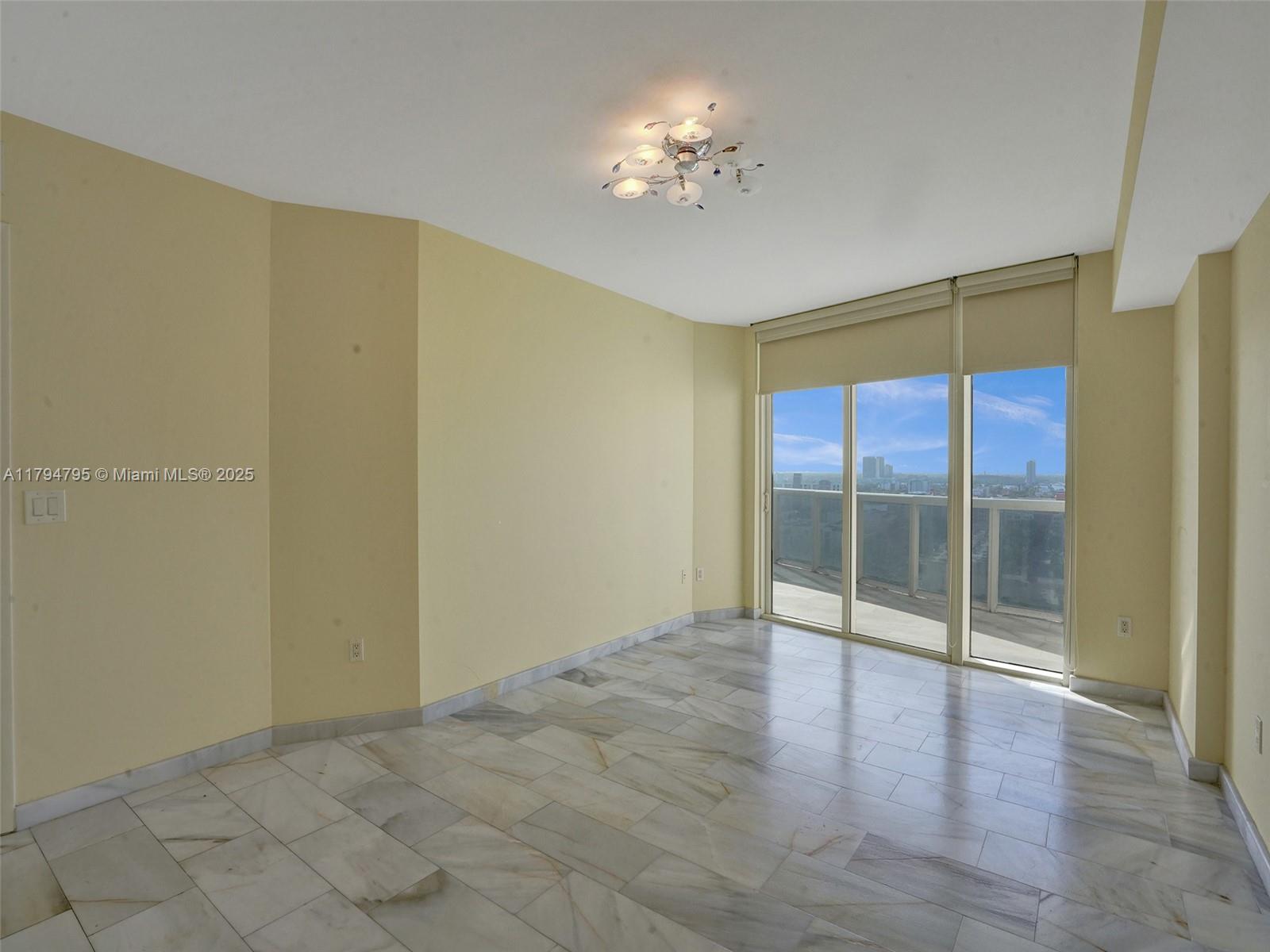 Sunny Isles Beach, Florida, 33160, United States, 2 Bedrooms Bedrooms, ,3 BathroomsBathrooms,Residential,For Sale,1794345