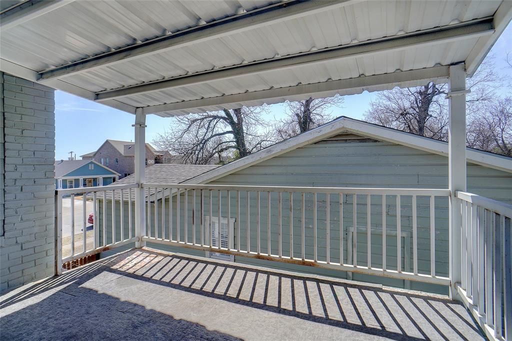 Fort Worth, Texas, 76110, United States, 11 Bedrooms Bedrooms, ,4 BathroomsBathrooms,Residential,For Sale,1921106
