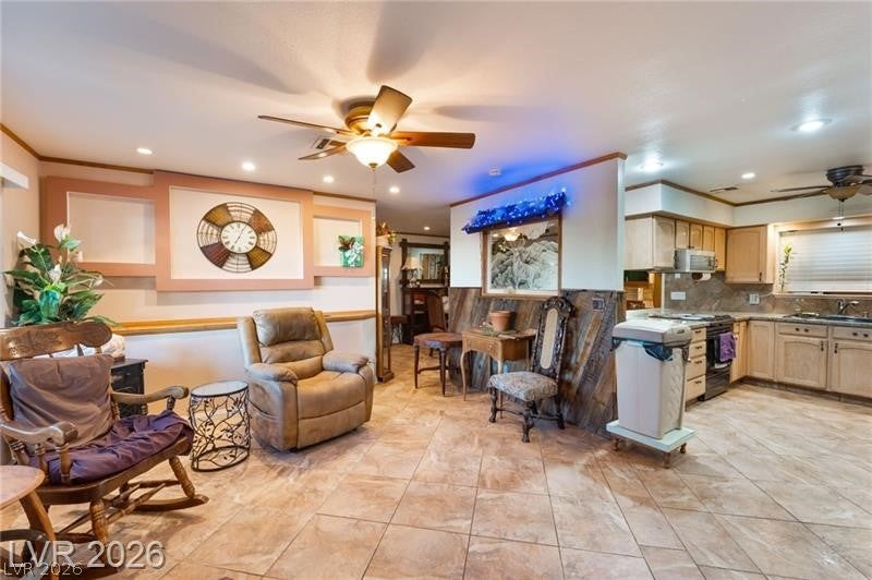 Las Vegas, Nevada, 89130, United States, 3 Bedrooms Bedrooms, ,2 BathroomsBathrooms,Residential,For Sale,2048460