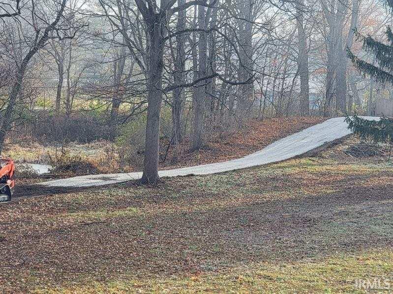 Roanoke, Indiana, 46783, United States, 4 Bedrooms Bedrooms, ,3 BathroomsBathrooms,Residential,For Sale,2005633