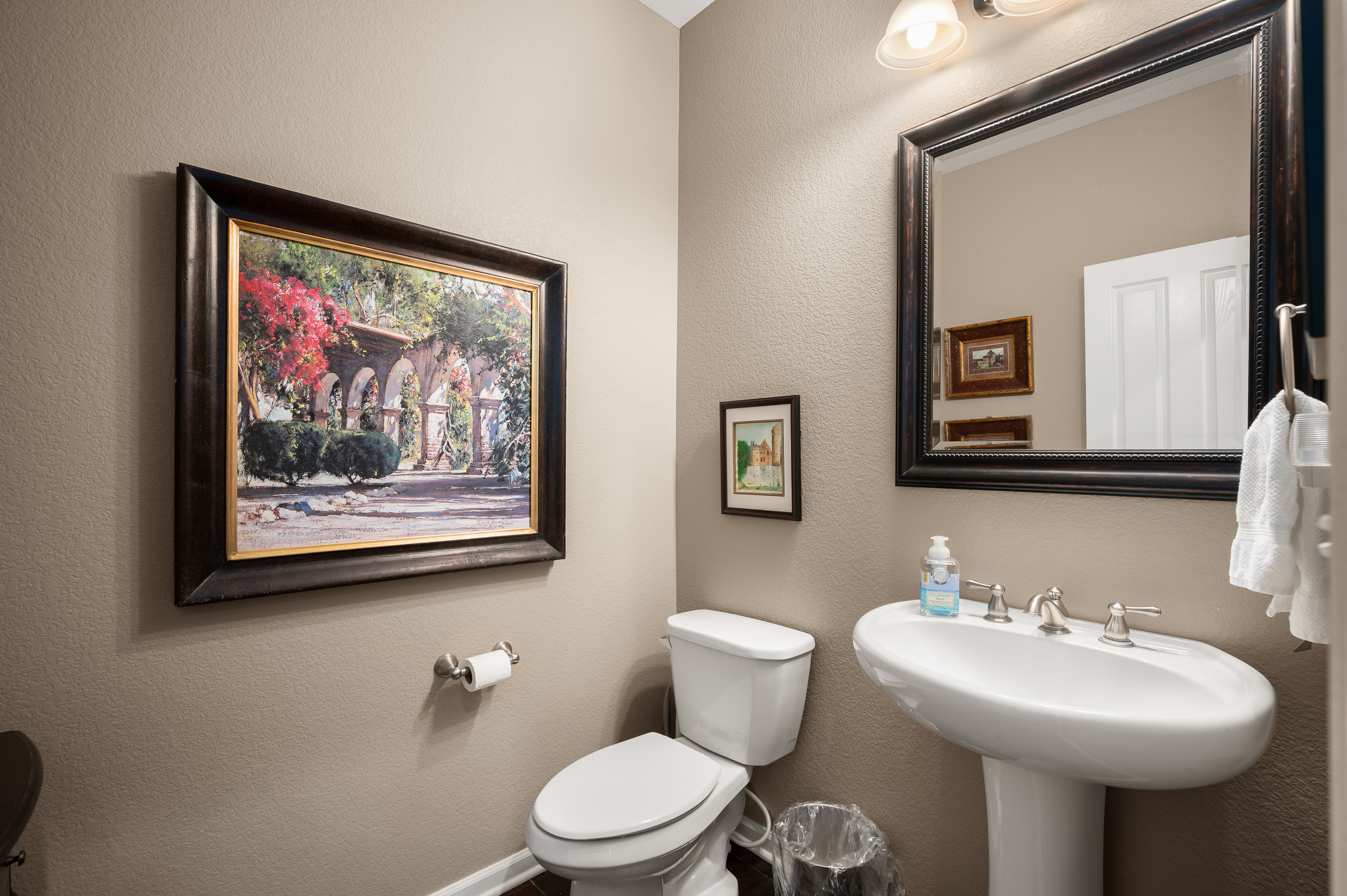  Fabulous Patio Home In Gated Community - 物件實景