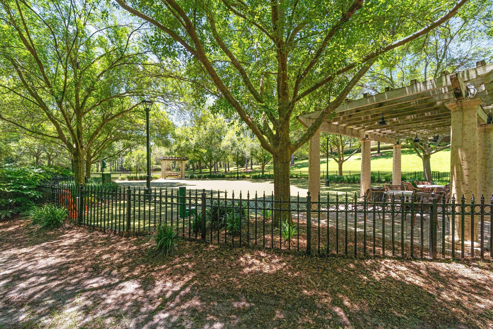Destin, Florida, 32541, United States, 3 Bedrooms Bedrooms, ,4 BathroomsBathrooms,Residential,For Sale,1837400