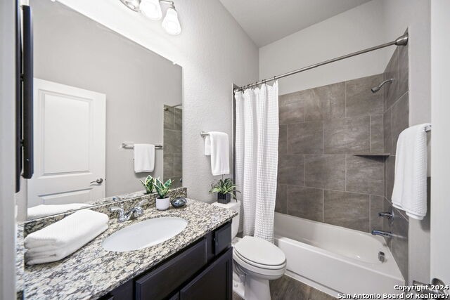 New Braunfels, Texas, 78132-4459, United States, 4 Bedrooms Bedrooms, ,3 BathroomsBathrooms,Residential,For Sale,1976937