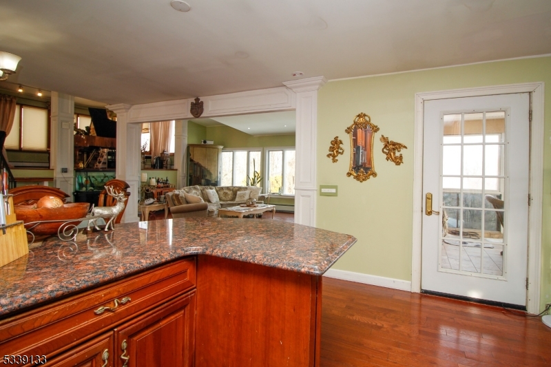 Vernon Twp., New Jersey, 07461-4534, United States, 5 Bedrooms Bedrooms, ,3 BathroomsBathrooms,Residential,For Sale,1944793