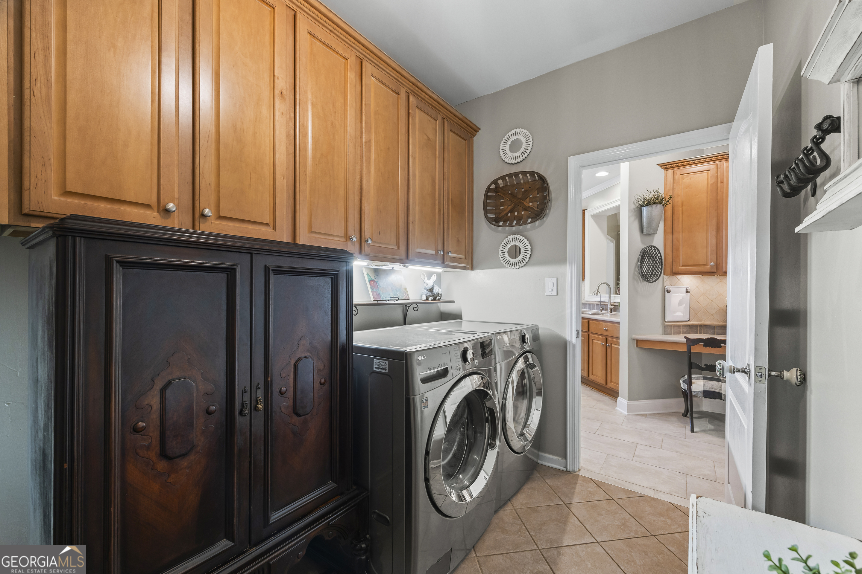 Athens, Georgia, 30606, United States, 3 Bedrooms Bedrooms, ,4 BathroomsBathrooms,Residential,For Sale,1805022